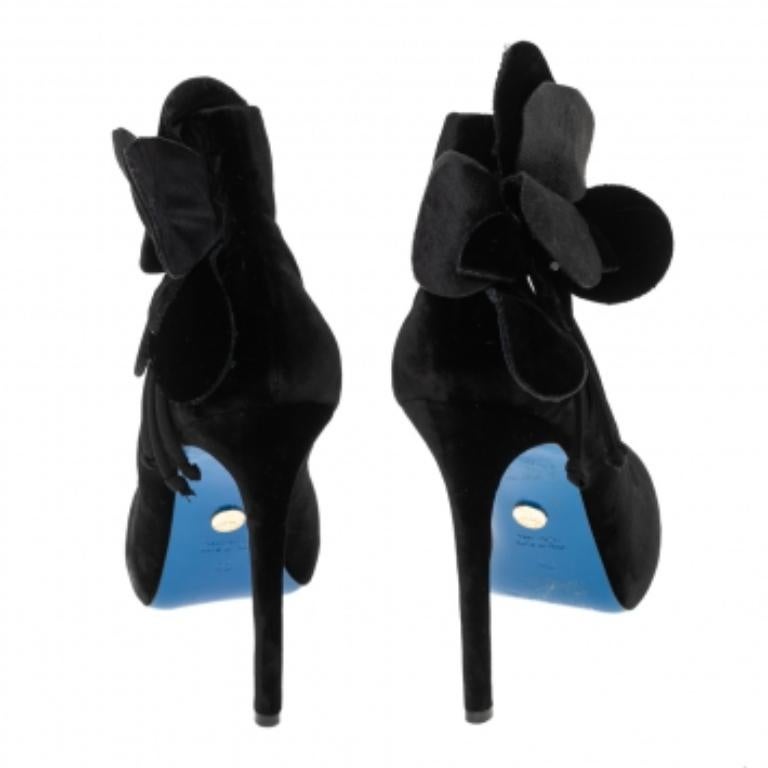 Loriblu Black Velvet Flower Applique Pumps Size 40 For Sale 2
