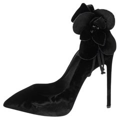 Loriblu Black Velvet Flower Applique Pumps Size 40
