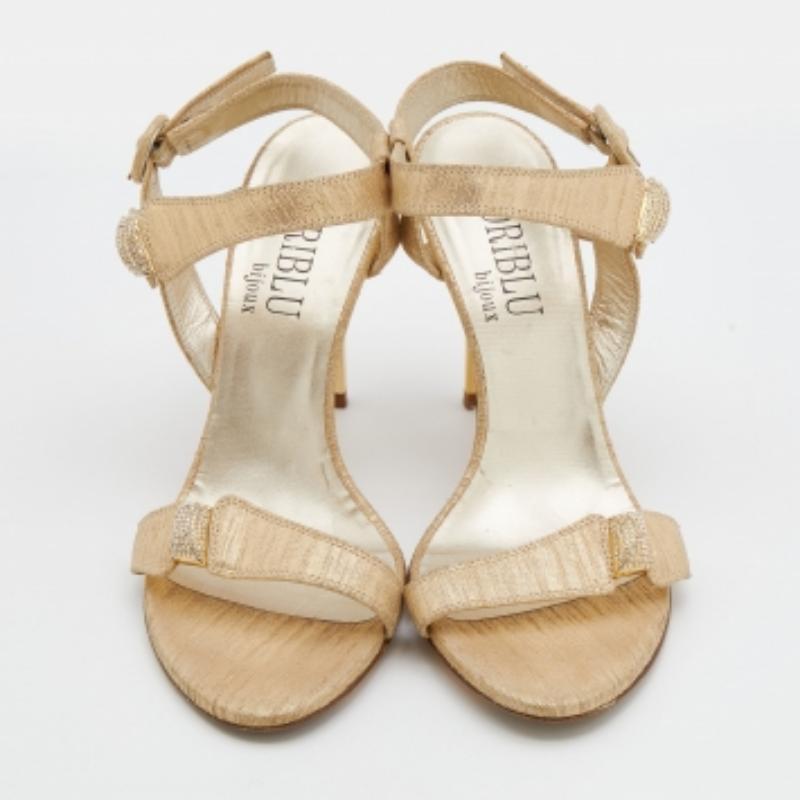 Loriblu Metallic Gold Leather Crystal Embellished Ankle Strap Sandals Size 38 In Good Condition In Dubai, Al Qouz 2