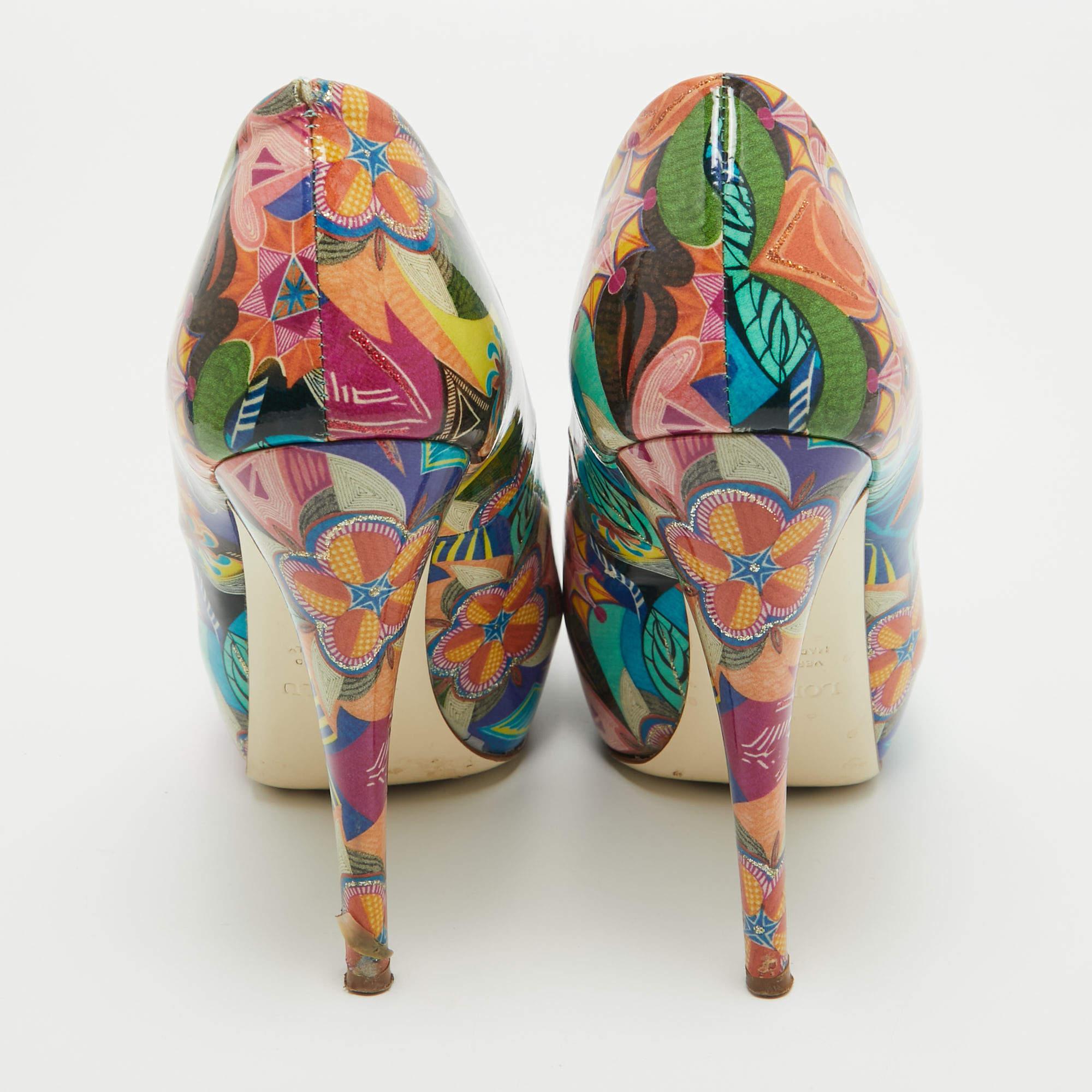 Donna Loriblu, vernice multicolore, punta di diamante, pompe con plateau, misura 37,5 in vendita