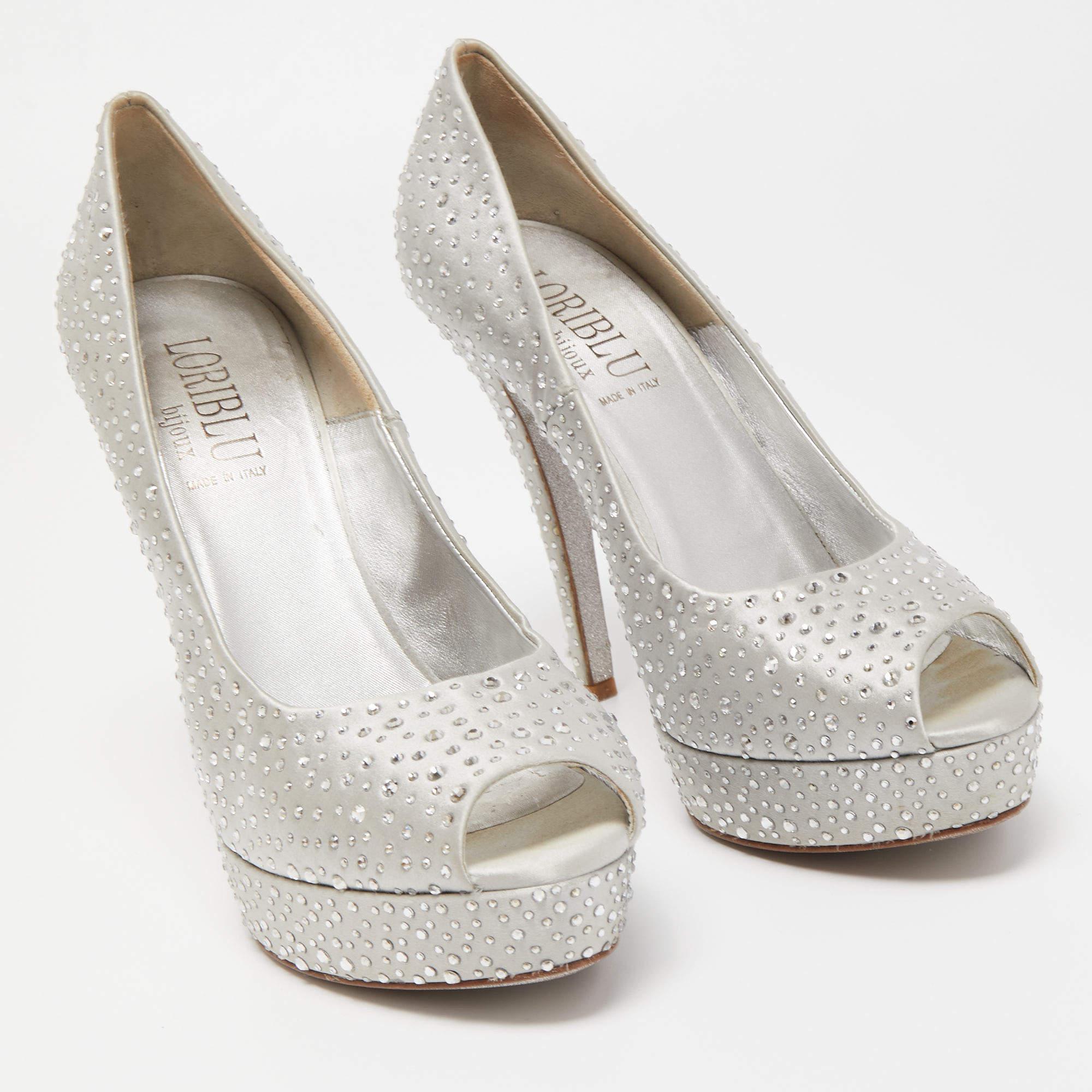 Women's Loriblu Silver Satin Crystal Embellished Peep Toe Platform Pumps Size 40 For Sale