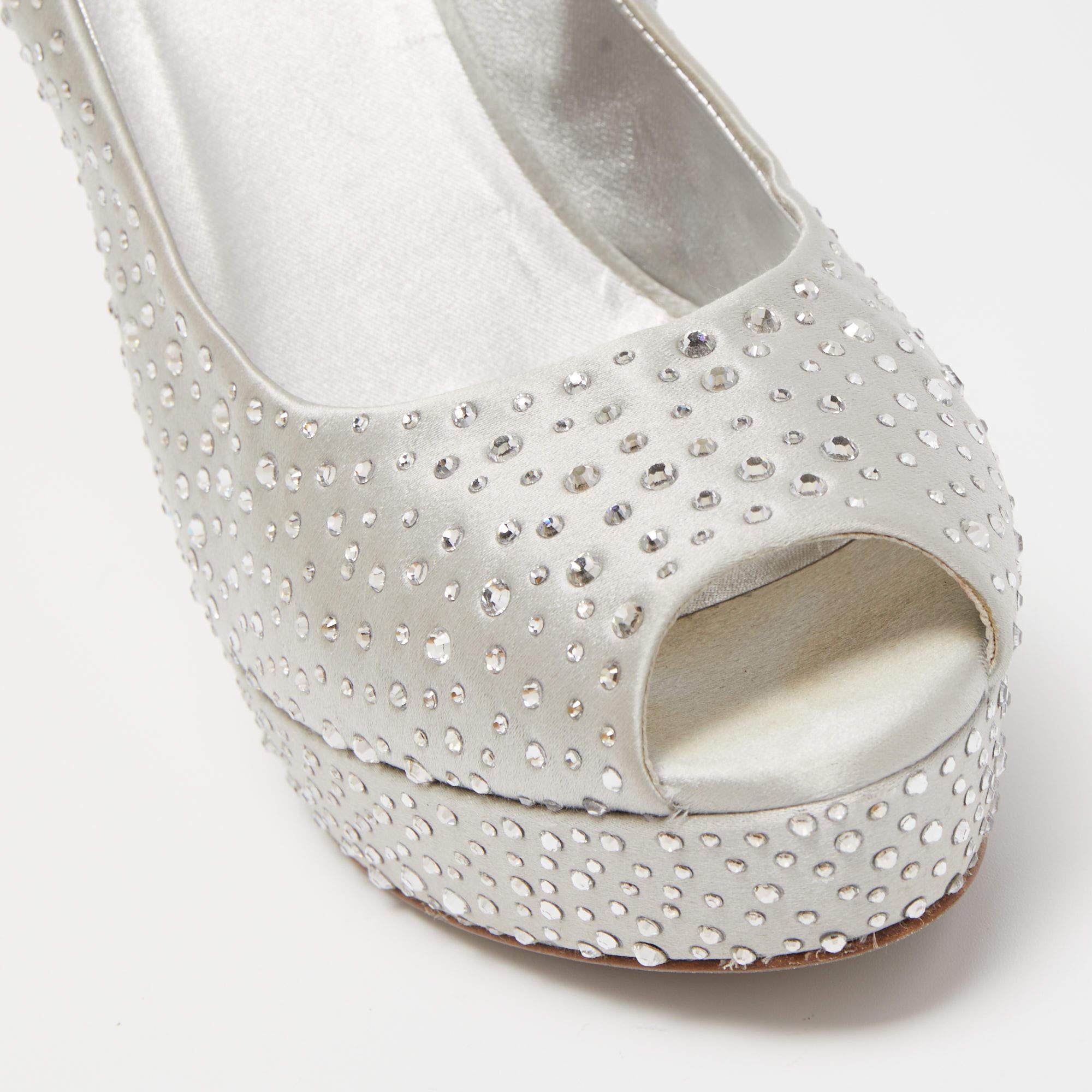 Loriblu Silver Satin Crystal Embellished Peep Toe Platform Pumps Size 40 For Sale 3