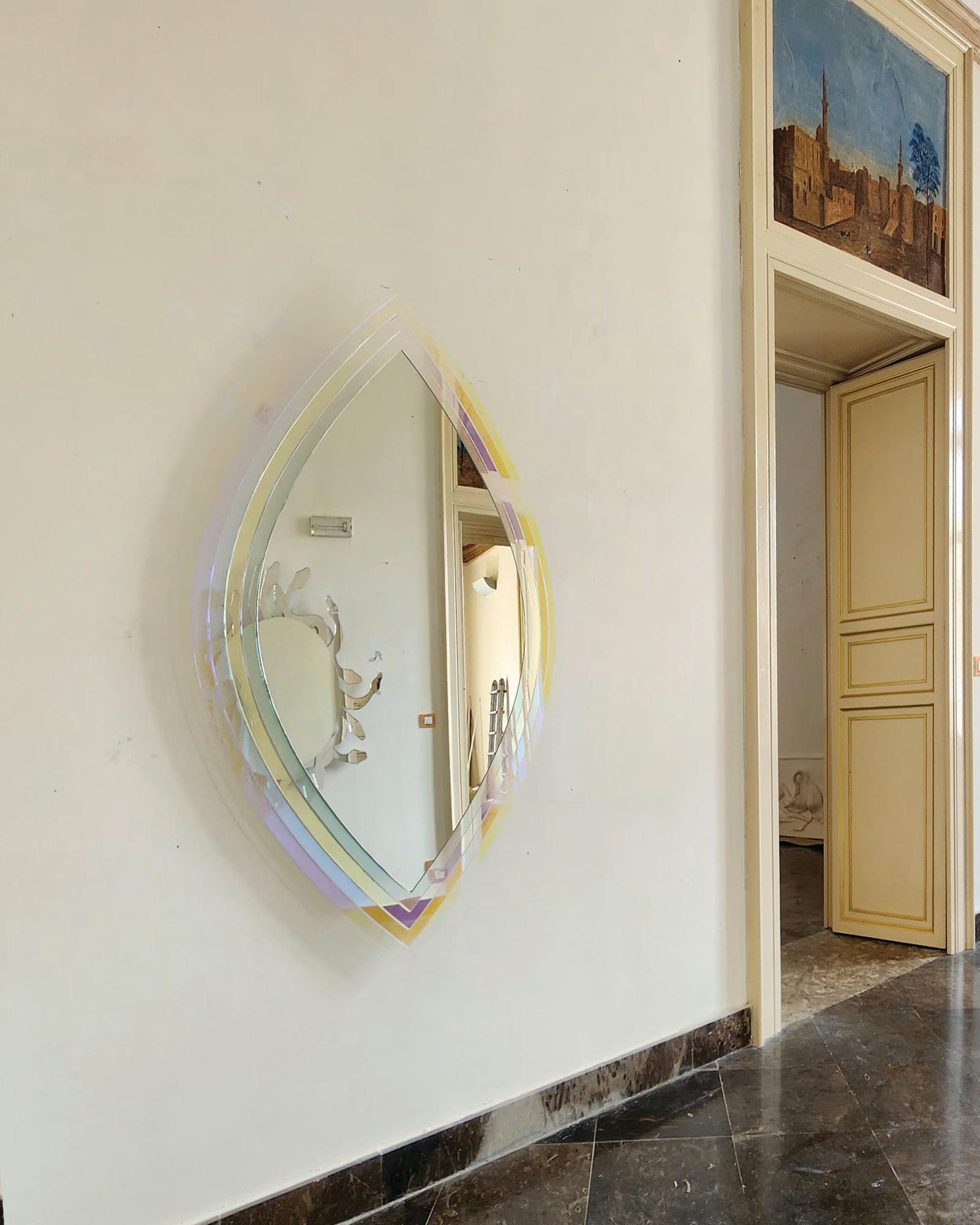 Fait main L'Origine du Monde Grand miroir d'art mural contemporain multicolore en vente