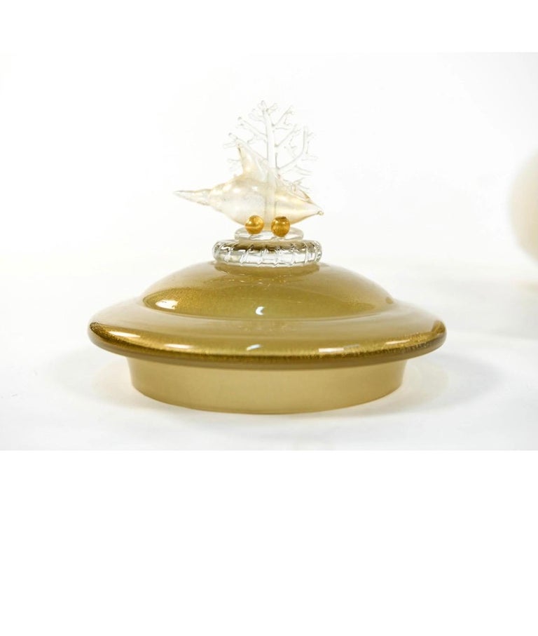 Lorin Marsh Seguso Italian Murano Art Glass Lidded Urn Shell Vessel Gold Fleck For Sale 5