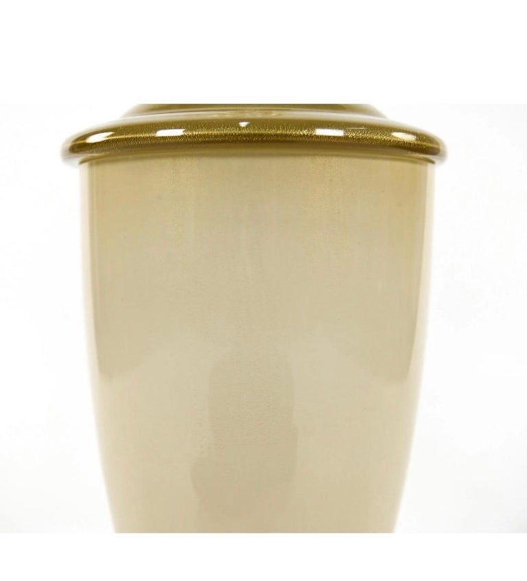 Mid-Century Modern Lorin Marsh Seguso Italian Murano Art Glass Lidded Urn Shell Vessel Gold Fleck For Sale