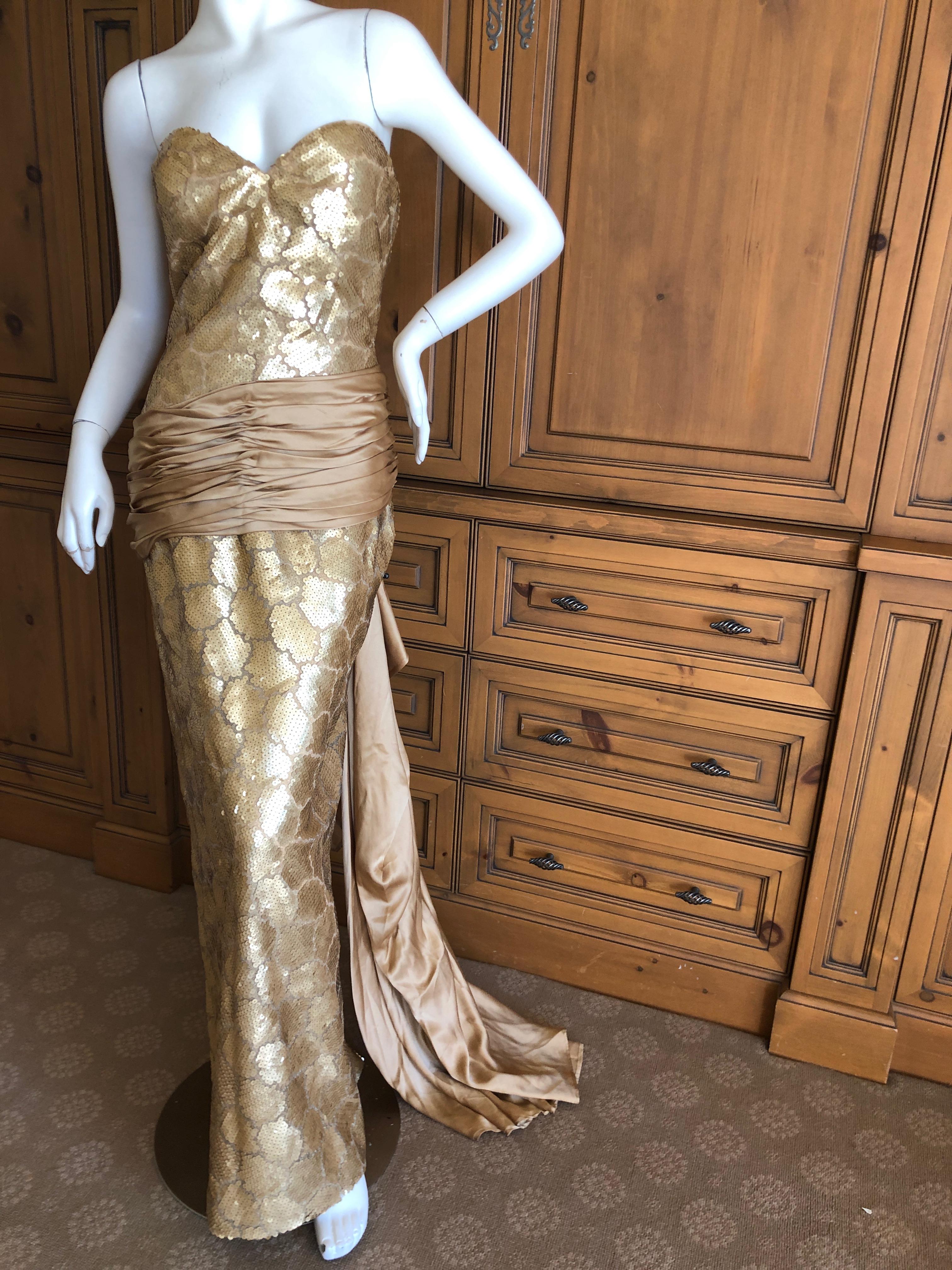 Loris Azzaro Couture 1970s magnificent golden evening dress in hard to find larger size. 
This is so wonderful, please use the zoom feature to see details.
Inner bra attached.
No size tag, estimate French size 44
 Bust 40