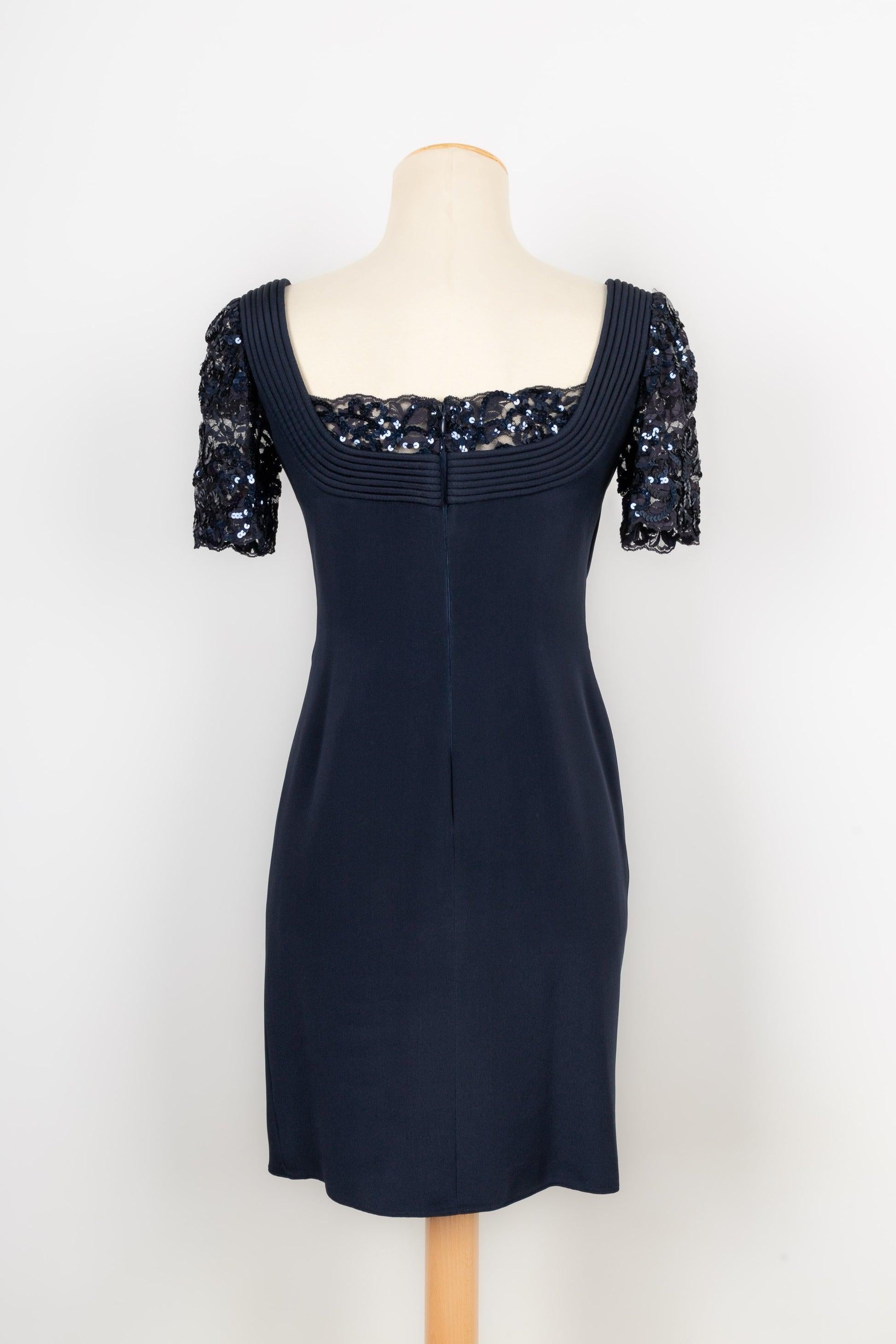 Loris Azzaro Midnight Blue Evening Dress in Taffeta, Lace and Sequins In Excellent Condition For Sale In SAINT-OUEN-SUR-SEINE, FR