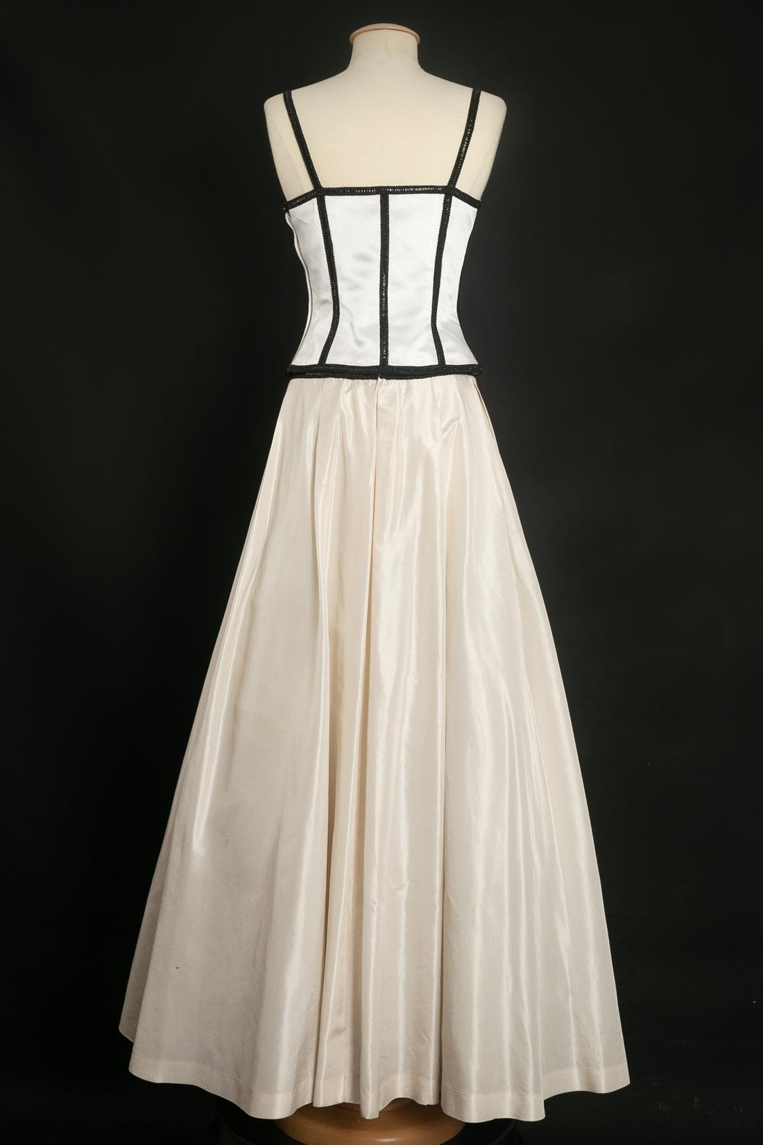 Loris Azzaro Taffeta Bustier and Skirt Set In Excellent Condition For Sale In SAINT-OUEN-SUR-SEINE, FR