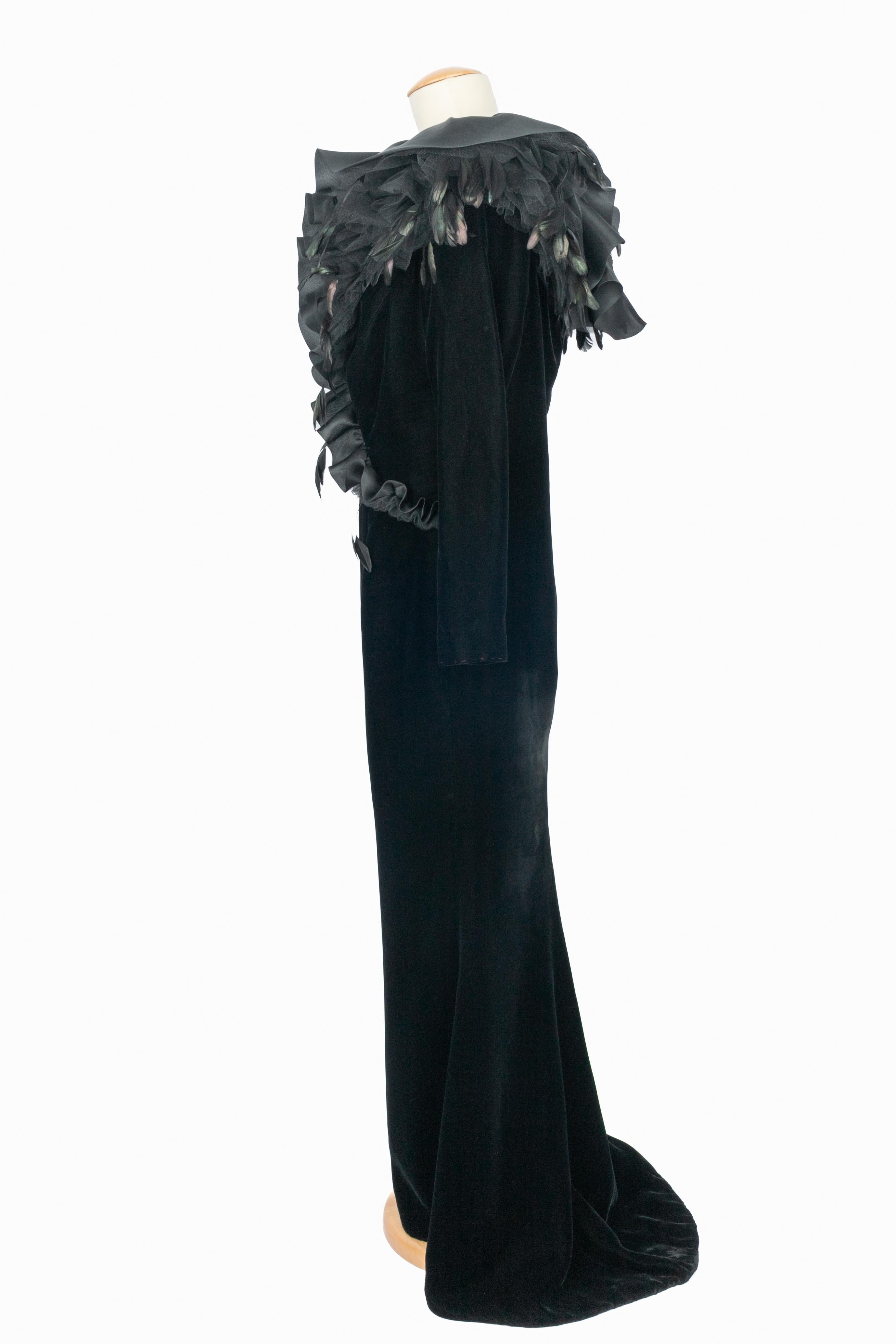 Abito in velluto di Loris Azzaro in vendita 4