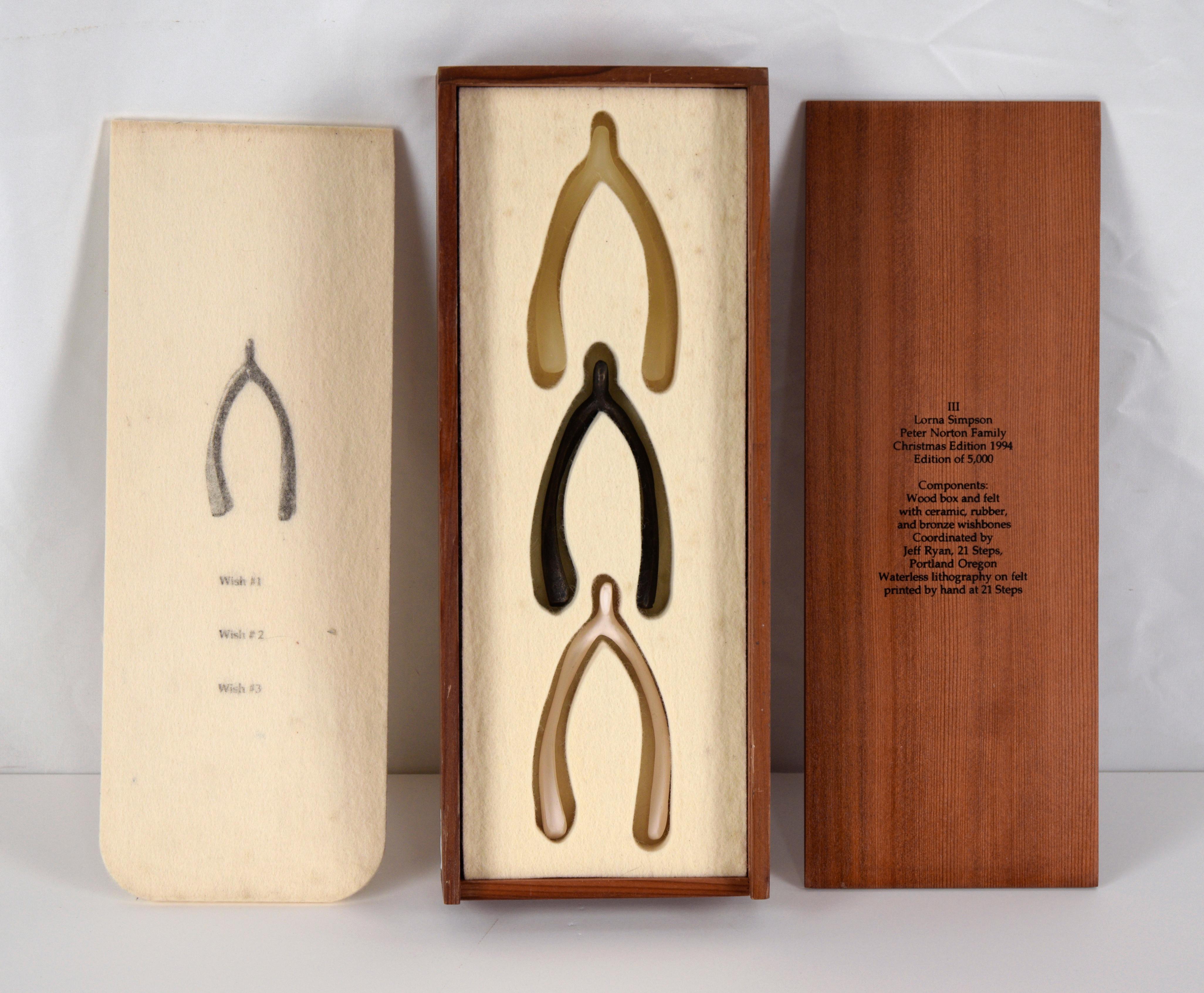 Abstract Sculpture de Lorna Simpson - III (Deseo nº 1, Deseo nº 2, Deseo nº 3) Juego de 3 huesos de los deseos - Regalo de Navidad Peter Norton