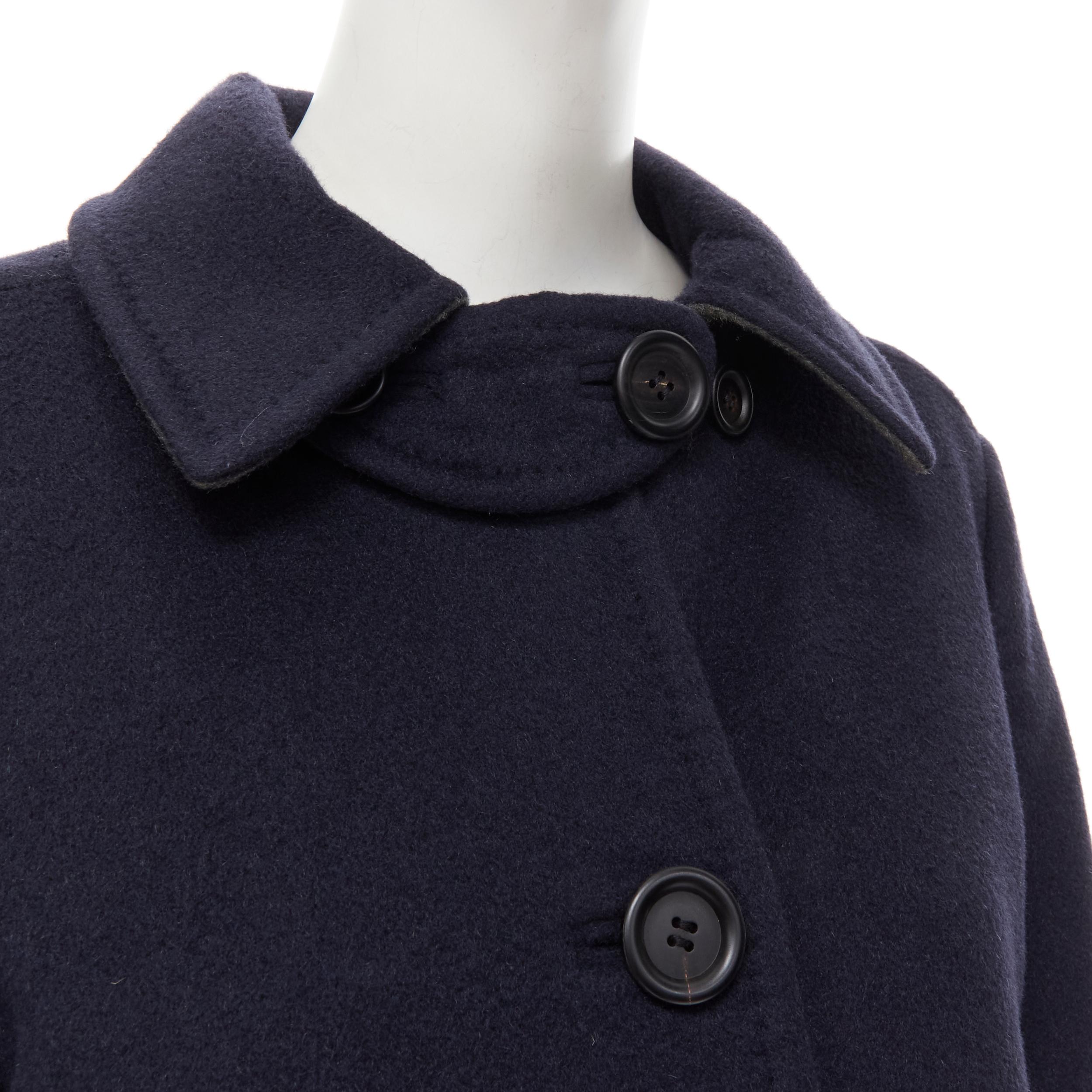 LORO PIANA 100% double face cashmere navy grey cashmere coat IT44 M 
Reference: TGAS/B01833 
Brand: Loro Piana 
Material: Cashmere 
Color: Navy 
Pattern: Solid 
Closure: Button 
Extra Detail: 100% double face cashmere. Black resin button. Spread