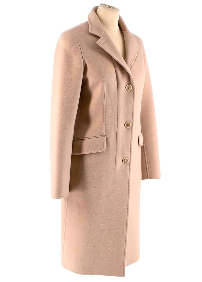 Loro Piana Beige Cashmere Double Face Coat

-Soft, luxurious baby cashmere material
-Four button closures
-Gold zipper hardware in front
-Two front flap pockets
-Lined sleeves and pockets
-Notch lapels
-Slit on back
-Classic staple piece

Materials: