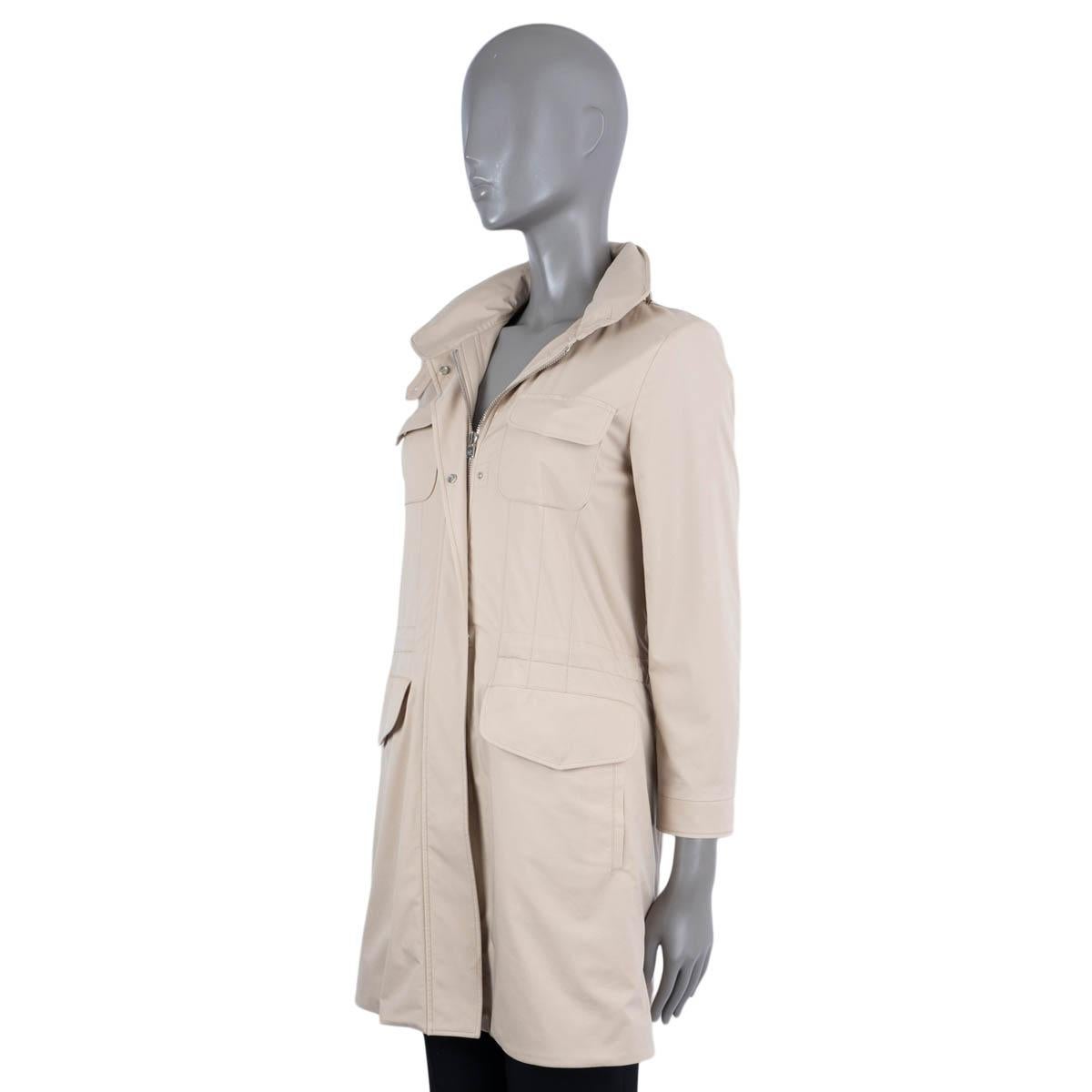 LORO PIANA beige nylon WINDEMATE TRAVELLER Jacket 40 S In Excellent Condition For Sale In Zürich, CH