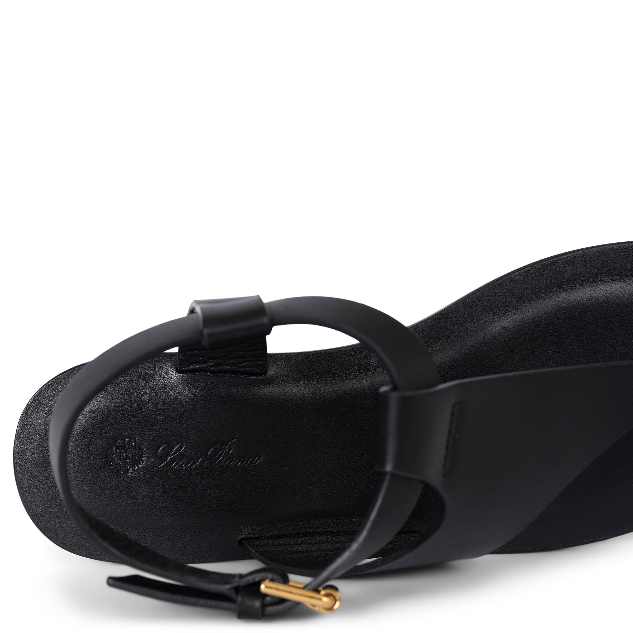 LORO PIANA black leather 2024 TRANI Flat Thong Sandals Shoes 38.5 For Sale 2