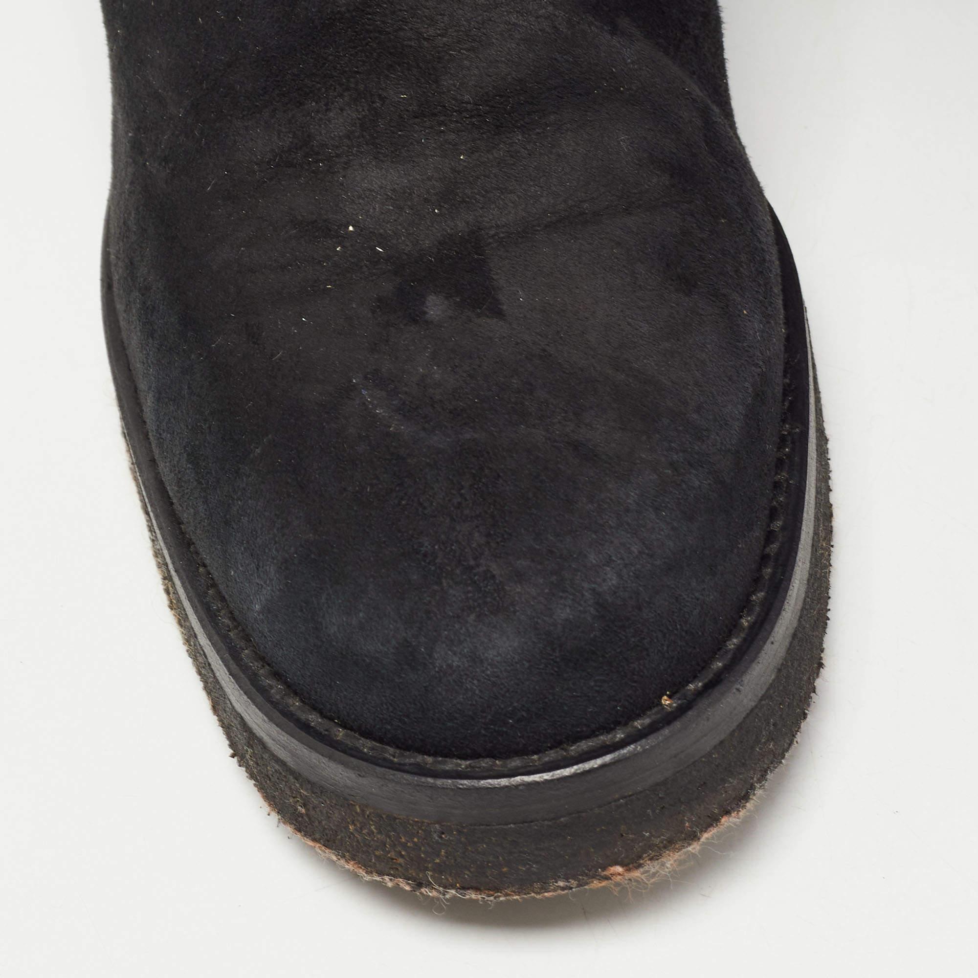 Loro Piana Black Suede and Fur Knee Length Flat Boots Size 40 For Sale 2