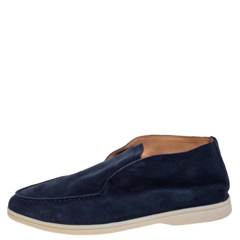 These blue Summer Walk loafers from Loro Piana are crafted from suede and feature a neat design. They flaunt round toes, comfortable leather-lined insoles, and durable rubber soles.

