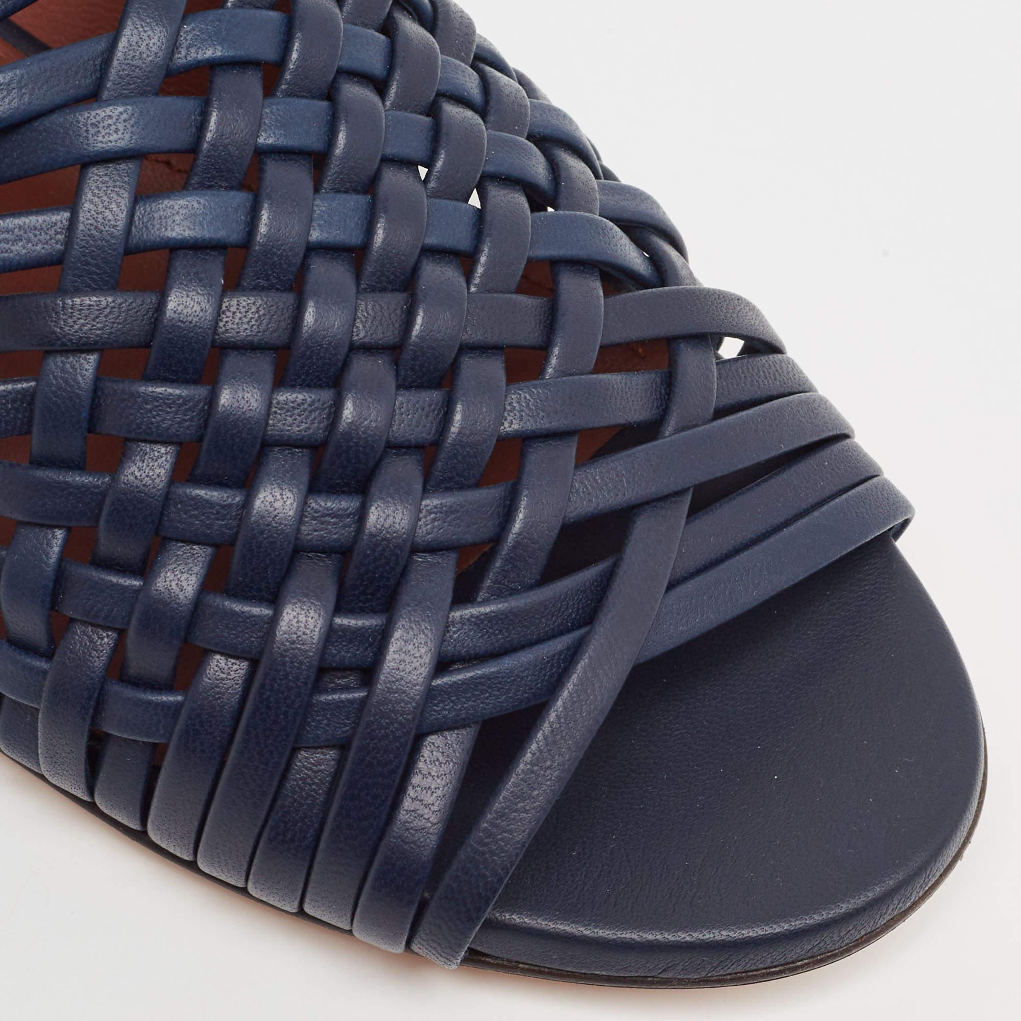 Crafted by luxury Italian brand Loro Piana, these exquisite sandals epitomize elegance and sophistication. Meticulously woven with sumptuous leather, they boast a timeless design, marrying comfort with style effortlessly. A must-have addition to any
