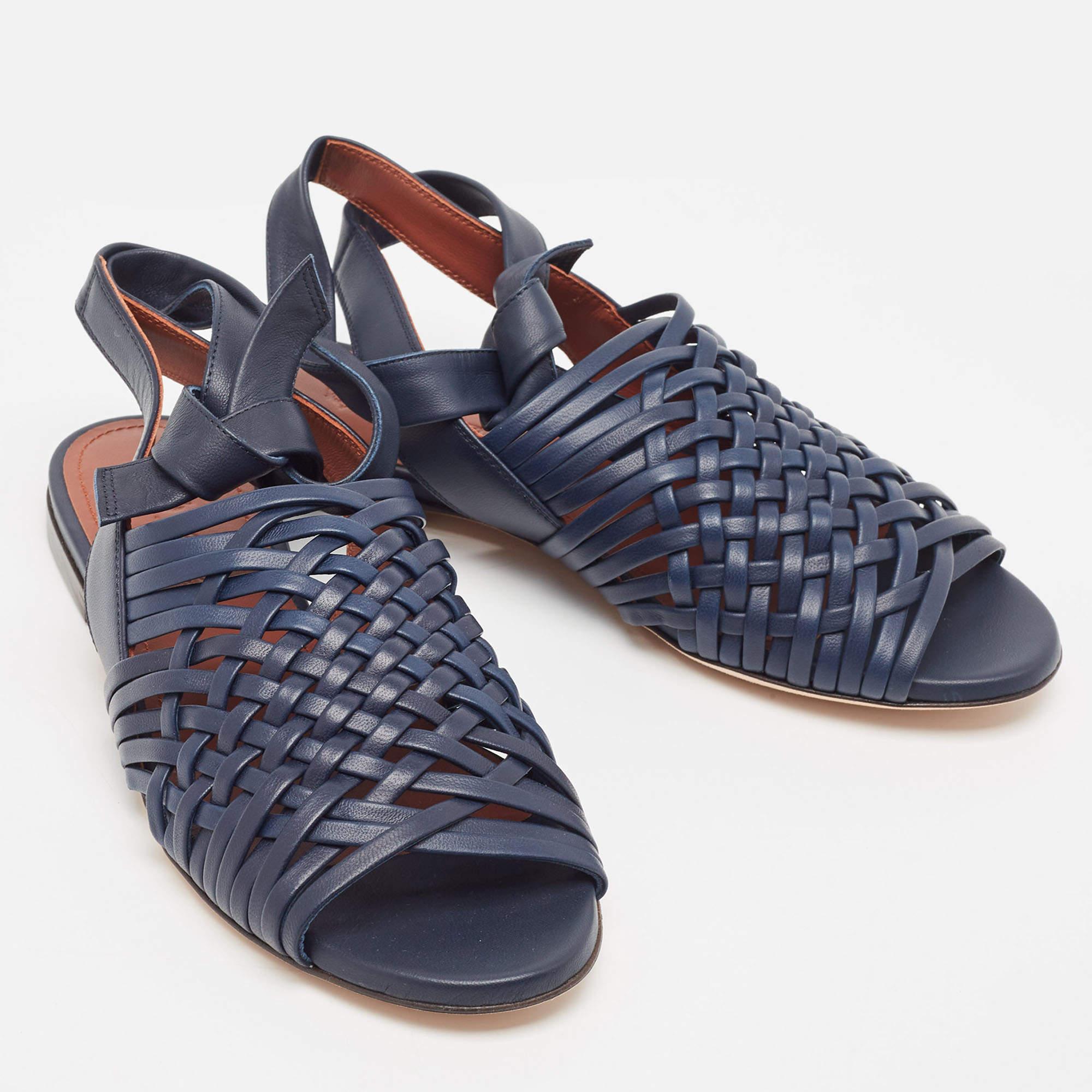 Loro Piana Blue Woven Leather Slingback Flat Sandals Size 36.5 In Excellent Condition For Sale In Dubai, Al Qouz 2