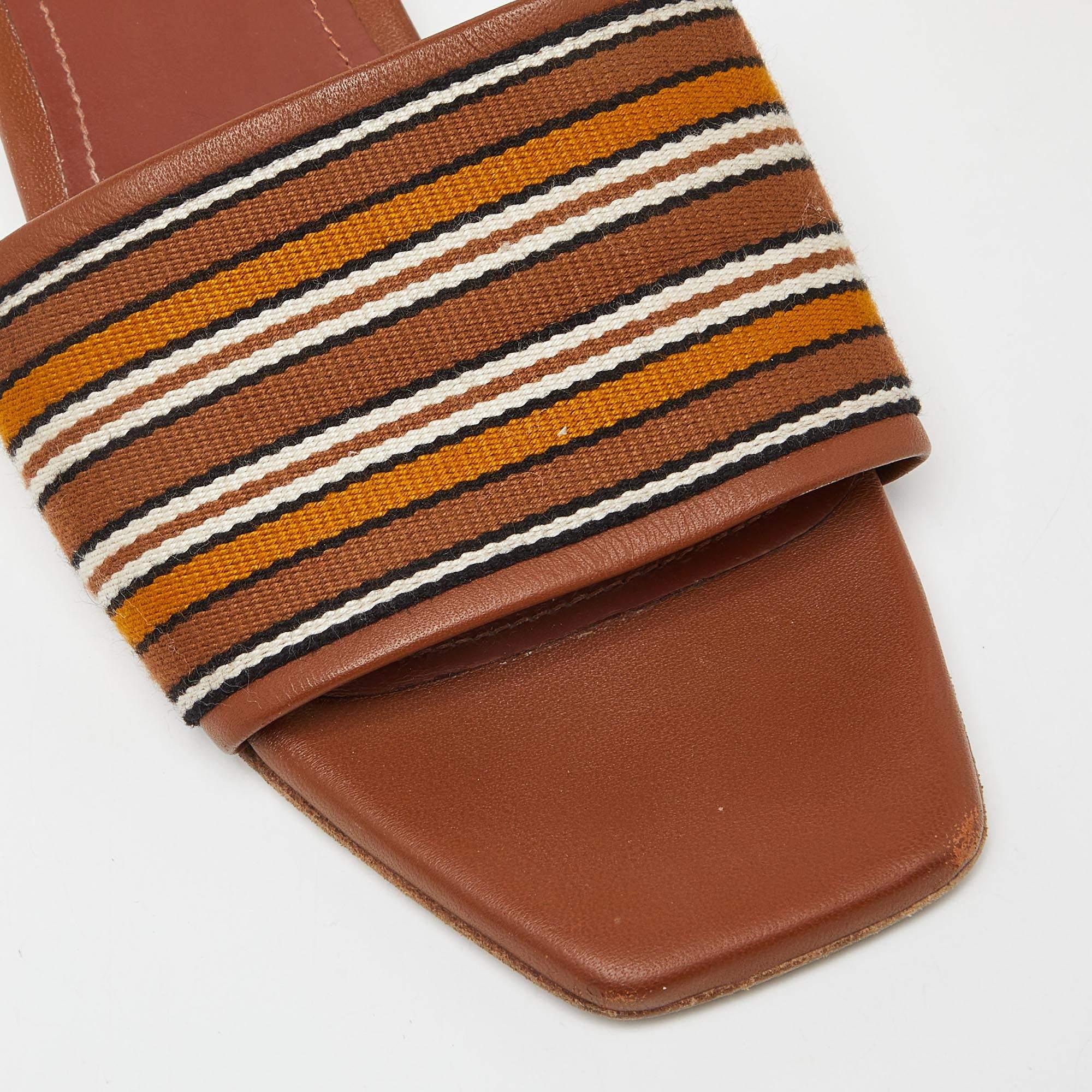 Loro Piana Brown Leder Flache Slides Größe 36 im Angebot 2
