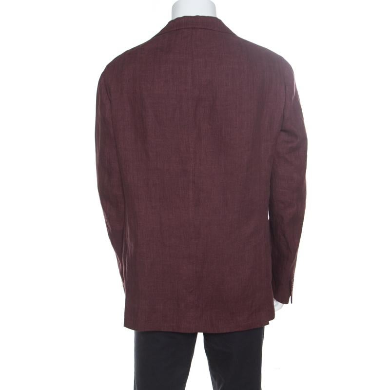A blazer that can effortlessly enhance your formal outfits, this Loro Piana blazer is cut to a fine-fitting structure from chevron patterned linen. Equipped with long sleeves and notched lapels, it carries an impressive burgundy hue, making the