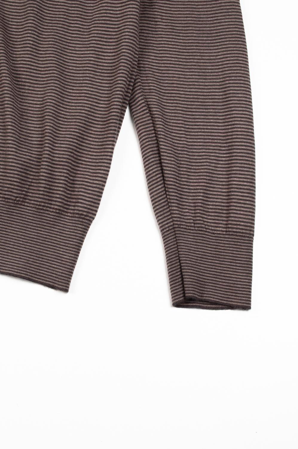 Gray Loro Piana Cashmere Silk Striped V-Neck Pullover Men Sweater Size 52, S183 For Sale