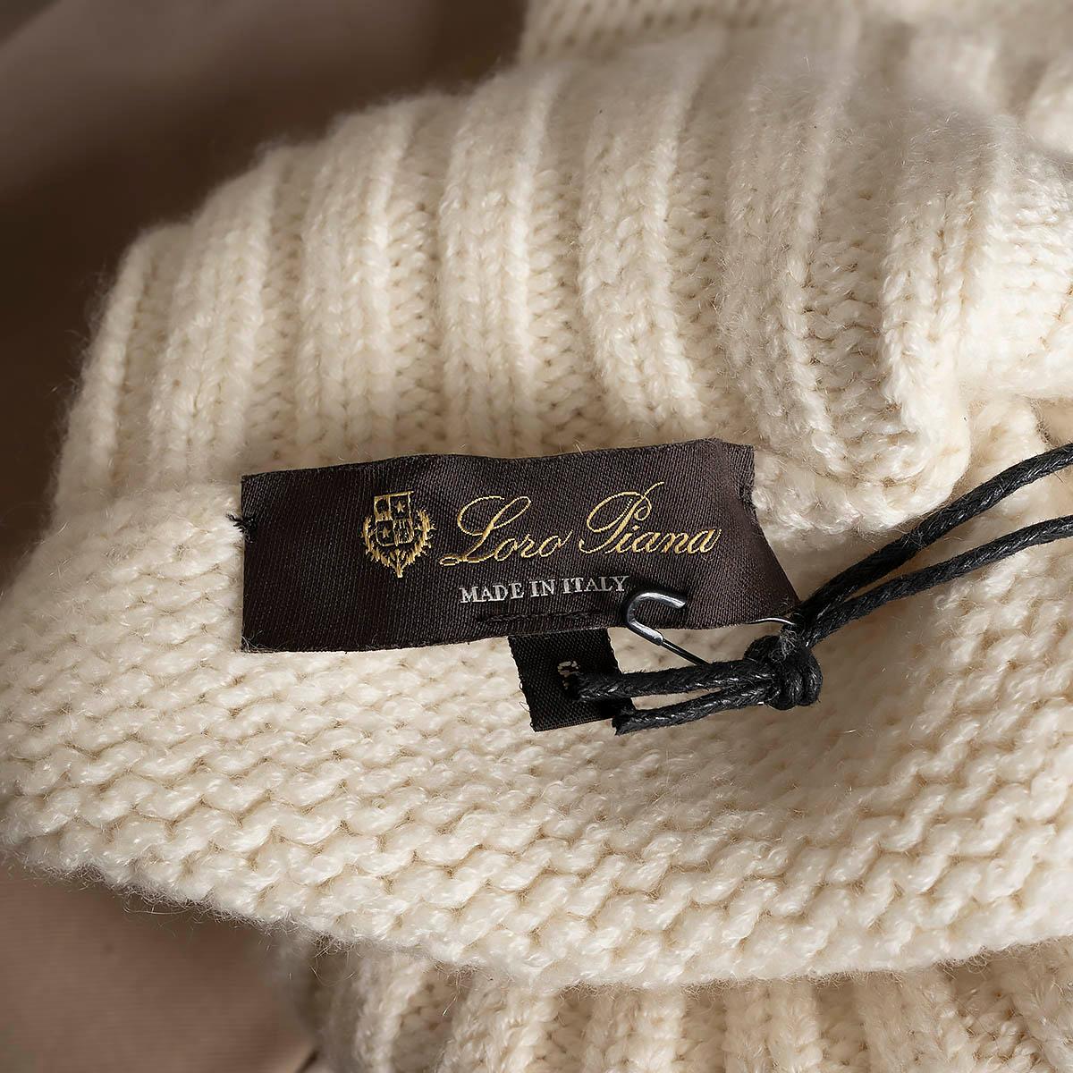 LORO PIANA cream cashmere OVERSIZED Turtleneck Sweater S For Sale 1
