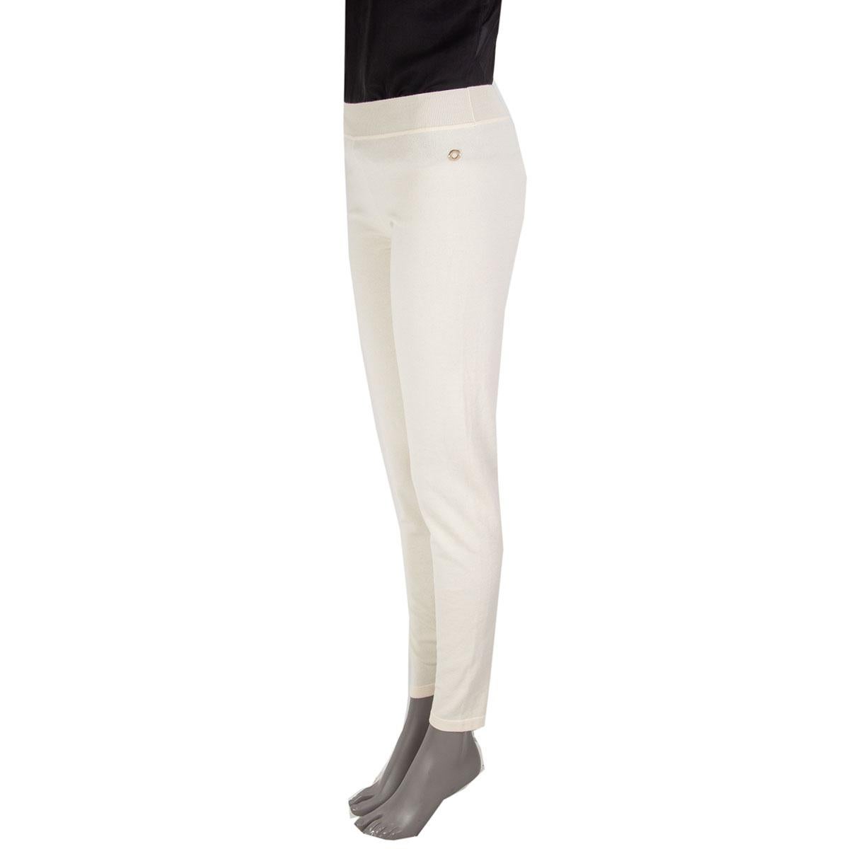 100% authentic Loro Piana 'Thompson' leggings in cream cashmere (86%) polyester (14%) with a ribbed waist-band and a tapered leg. Unlined. Has been worn and is in excellent condition.

Measurements
Tag Size	44
Size	L
Waist	60cm (23.4in) to 70cm