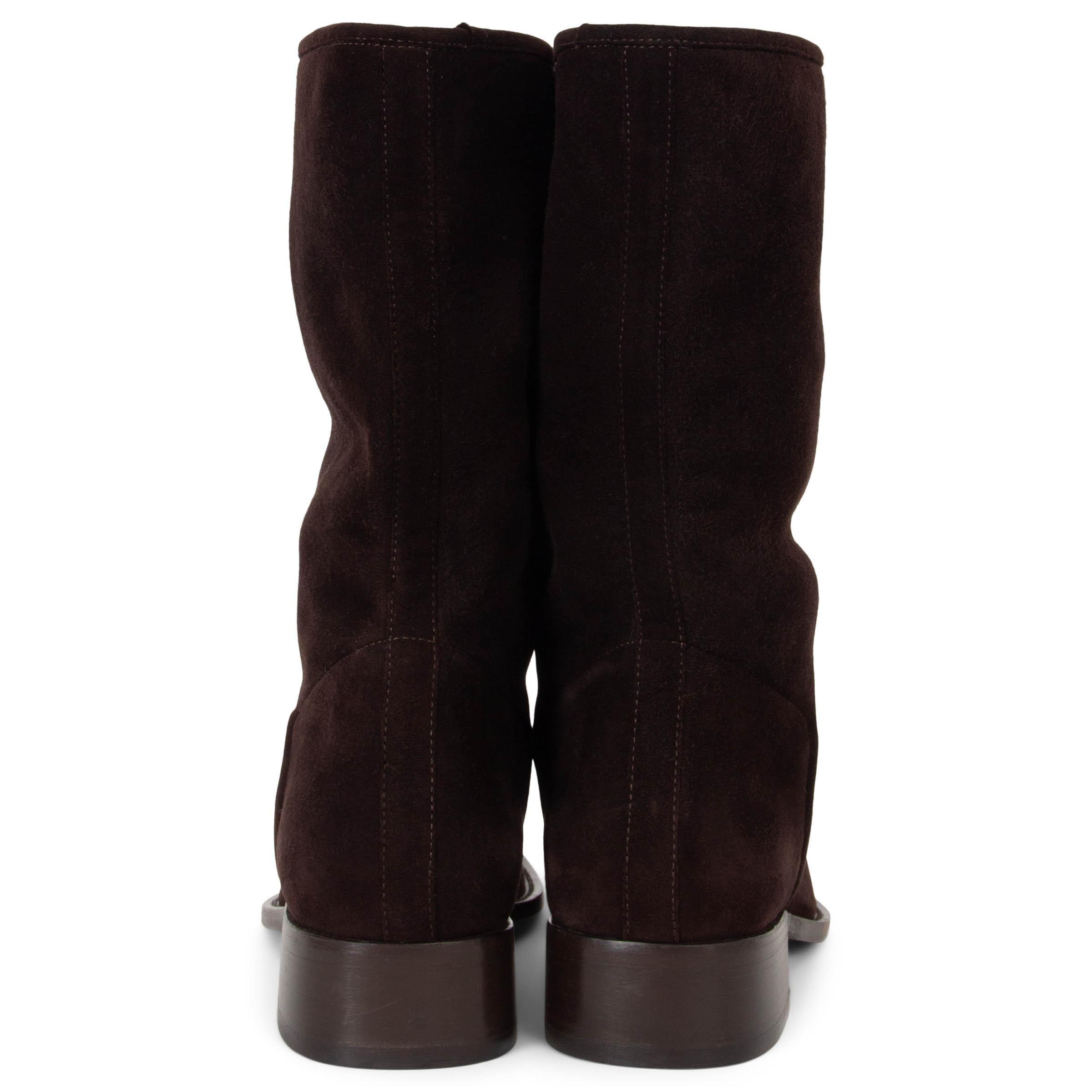 Loro Piana in pelle scamosciata marrone scuro Stivali TRUE MID-CALF Scarpe 39 In condizioni Nuovo in vendita a Zürich, CH