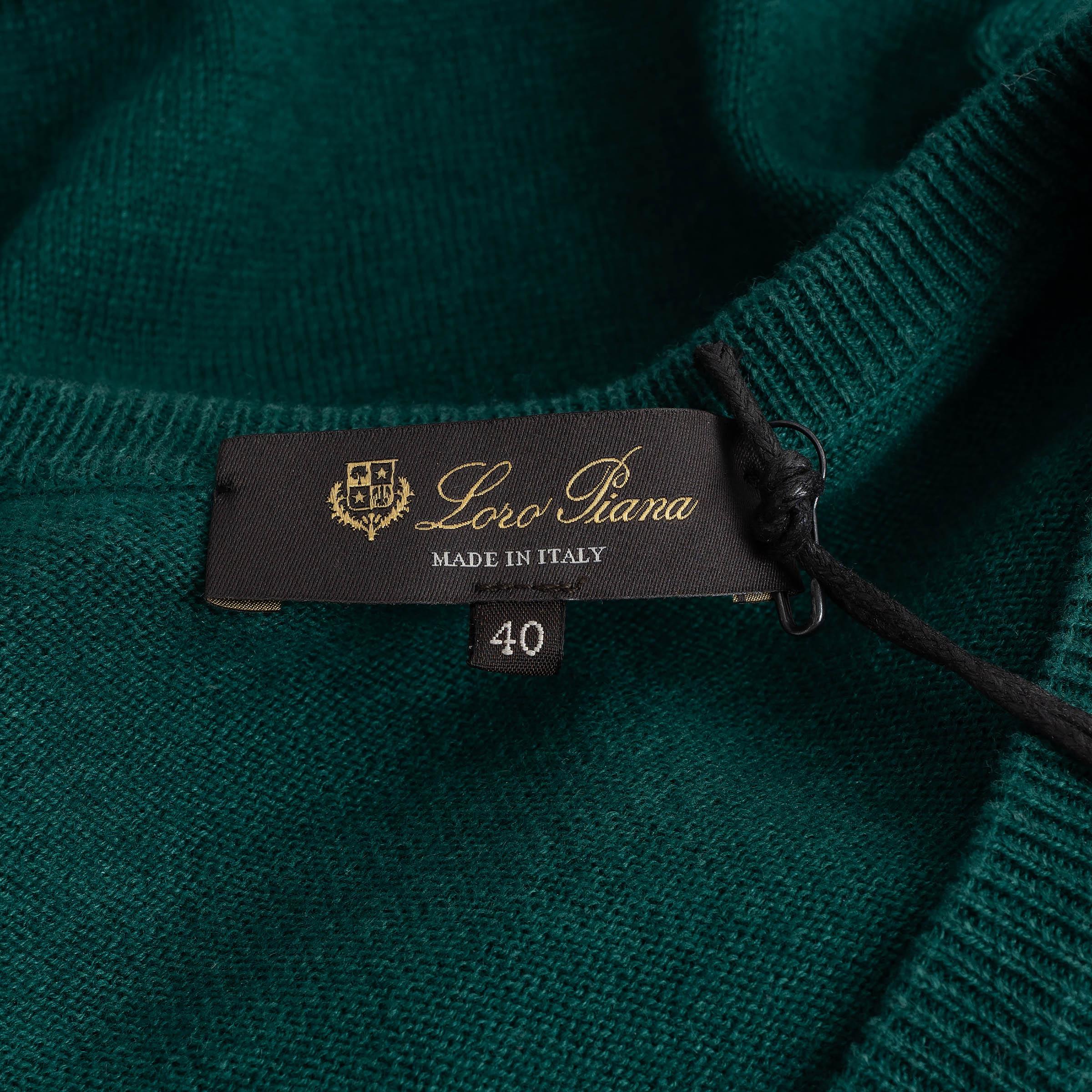 Loro Piana maglione verde scuro in cashmere e seta CLASSIC V-NECK 40 S.I.V.A. in vendita 1