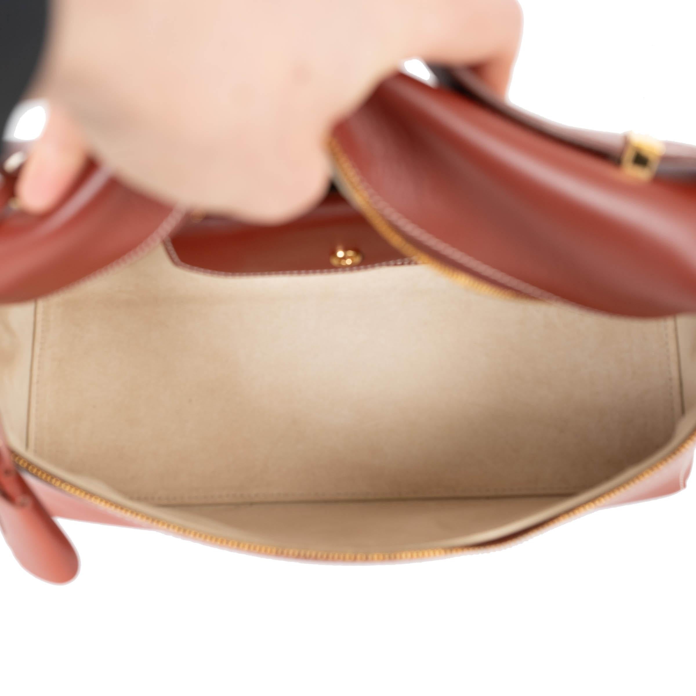 LORO PIANA Cuir Brown EXTRA BAG L27 Sac à bandoulière Unisexe en vente