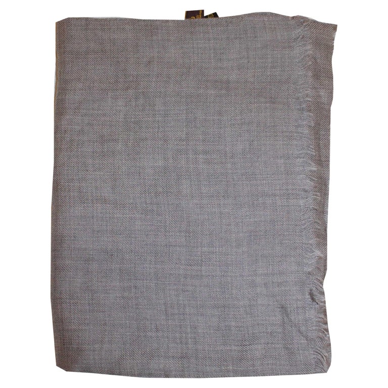 SCARF 200 CM IN DOVE GRAY CASHMERE WITH COLORFUL FLOWER 405255