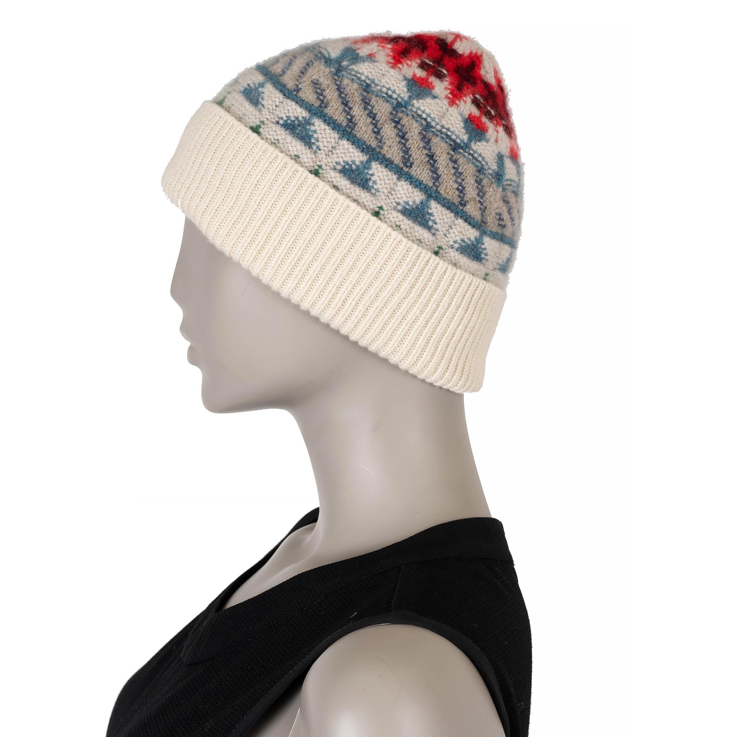LORO PIANA Fancy White cashmere 2024 NOEL Beanie Hat OS In Excellent Condition For Sale In Zürich, CH