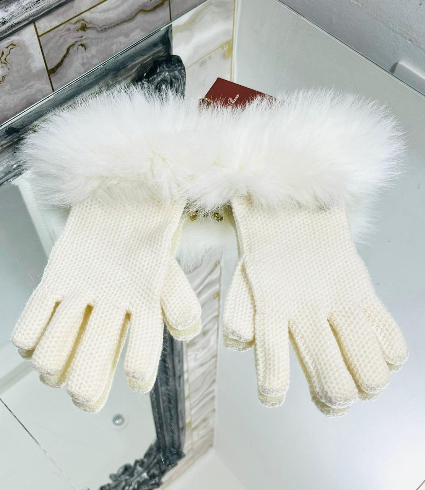 Loro Piana Fox Fur & Cashmere Beanie & Gloves Set In New Condition In London, GB