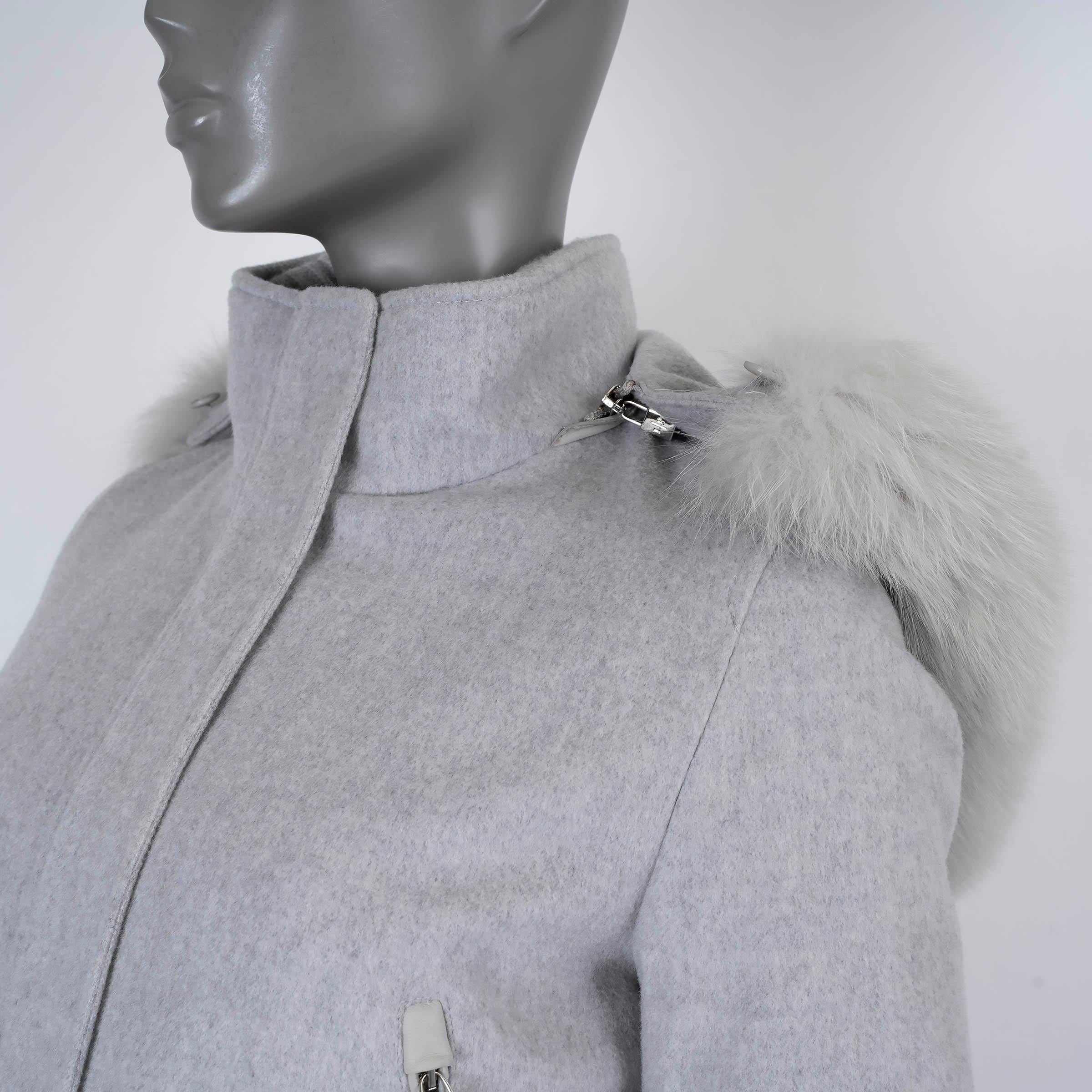 Women's LORO PIANA grey cashmere 2015 KLEIN FUR TRIM PARKA Jacket 40 S For Sale