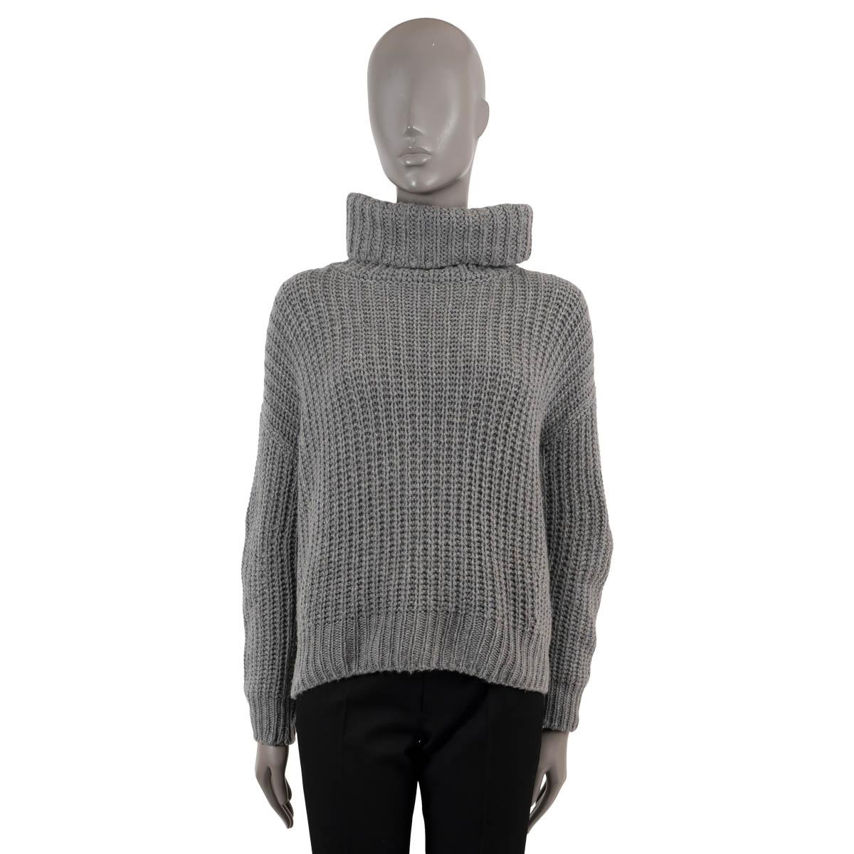 LORO PIANA grey cashmere DAVENPORT Turtleneck Sweater 40 S In Excellent Condition In Zürich, CH