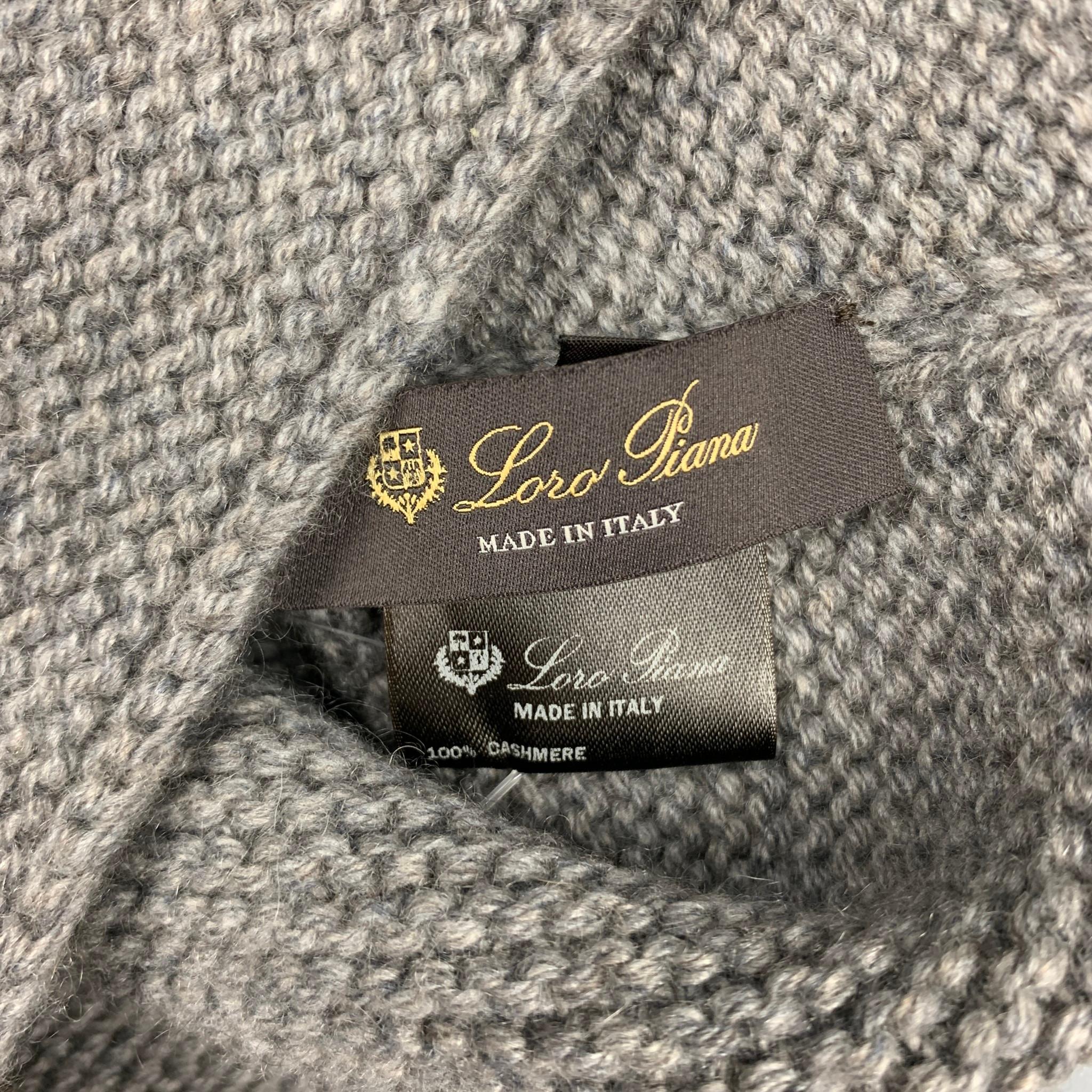 grey knitted shawl