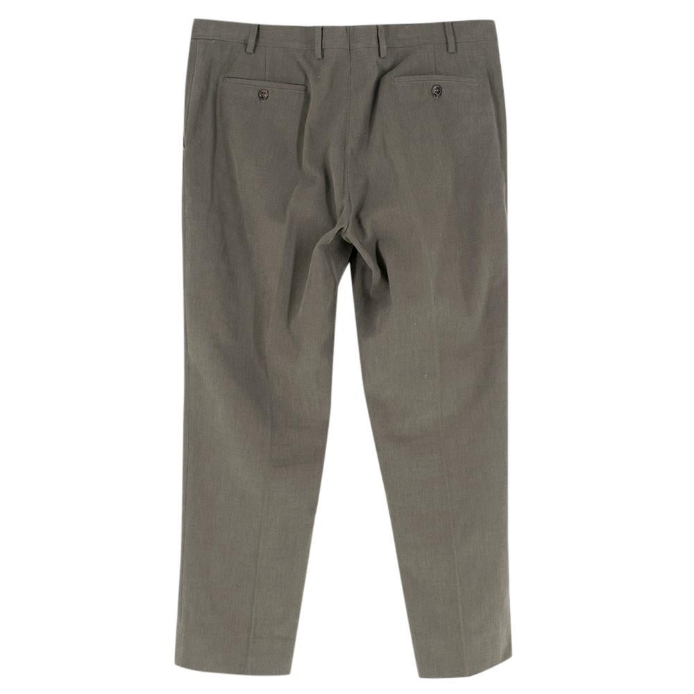 Loro Piana Grey Cotton Men's Trousers

Soft cotton men's trousers,
Zip fastening and button closure,
Front slant pockets,
Two back pockets

