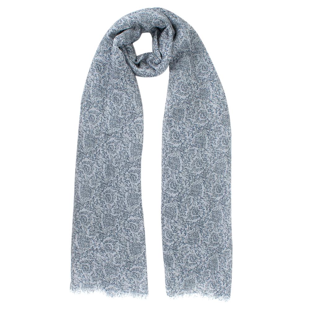 Loro Piana Grey Paisley Fringed Scarf

Grey paisley scarf with blue stitch detailing 
Light weight material 
Fringe detailing 

Please note, these items are pre-owned and may show some signs of storage, even when unworn and unused. This is reflected