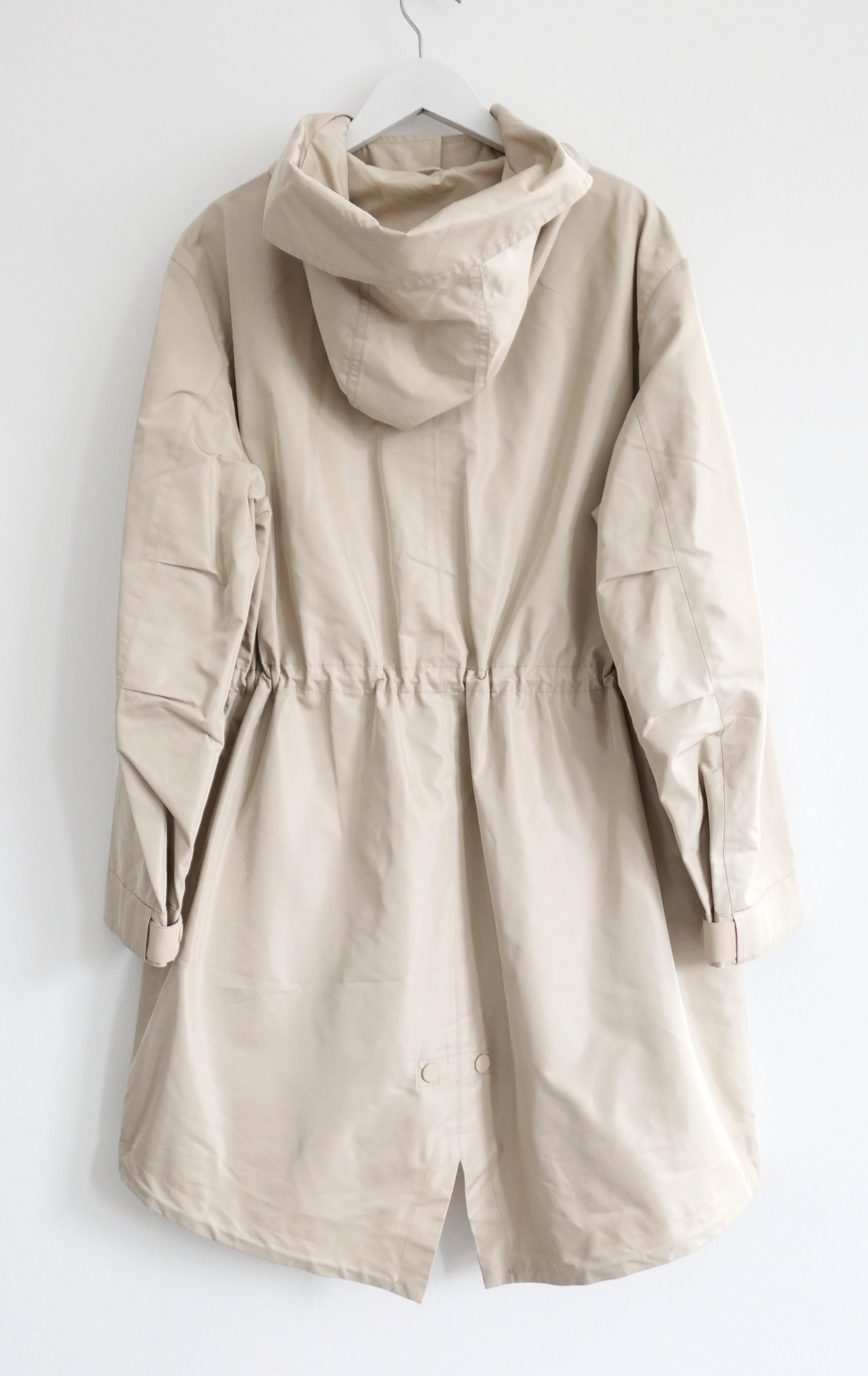 Loro Piana Imperméable en satin mat Anorak Excellent état - En vente à London, GB