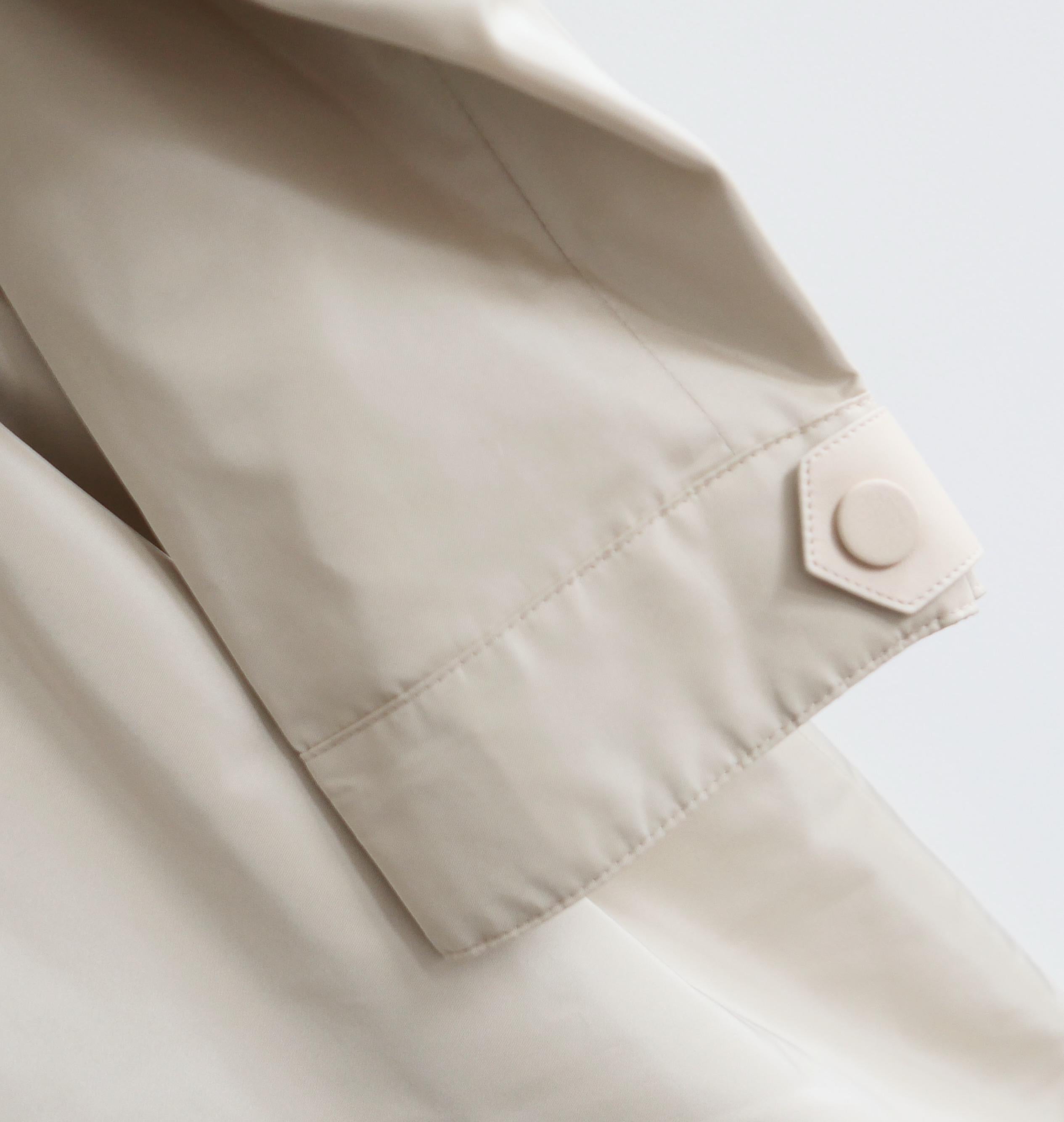 Loro Piana Imperméable en satin mat Anorak en vente 2