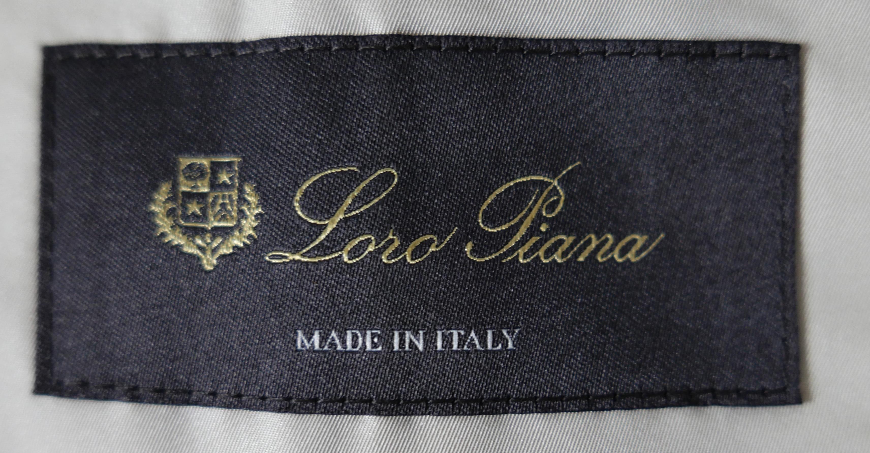 Loro Piana Imperméable en satin mat Anorak en vente 4
