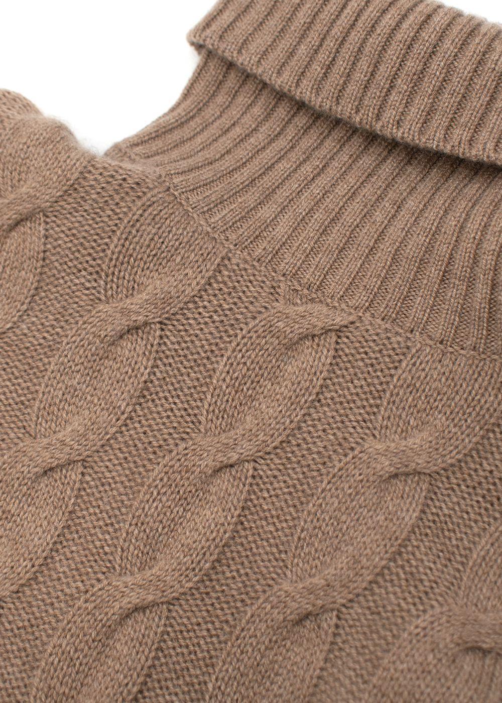 Loro Piana Light Brown Cable Knit Baby Cashmere Sweater - US 0-2 In Excellent Condition For Sale In London, GB