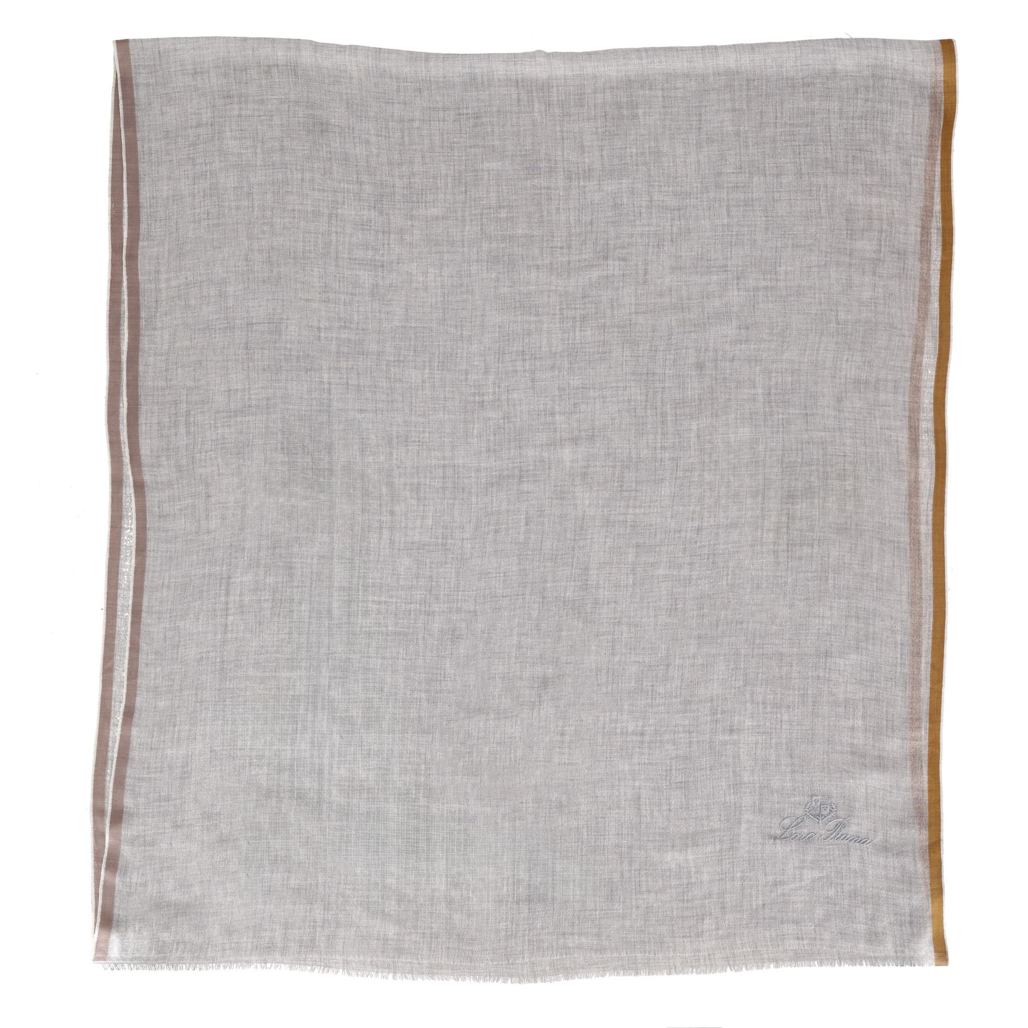 Châle/écharpe en cachemire brodé du logo de Loro Piana Excellent état - En vente à London, GB