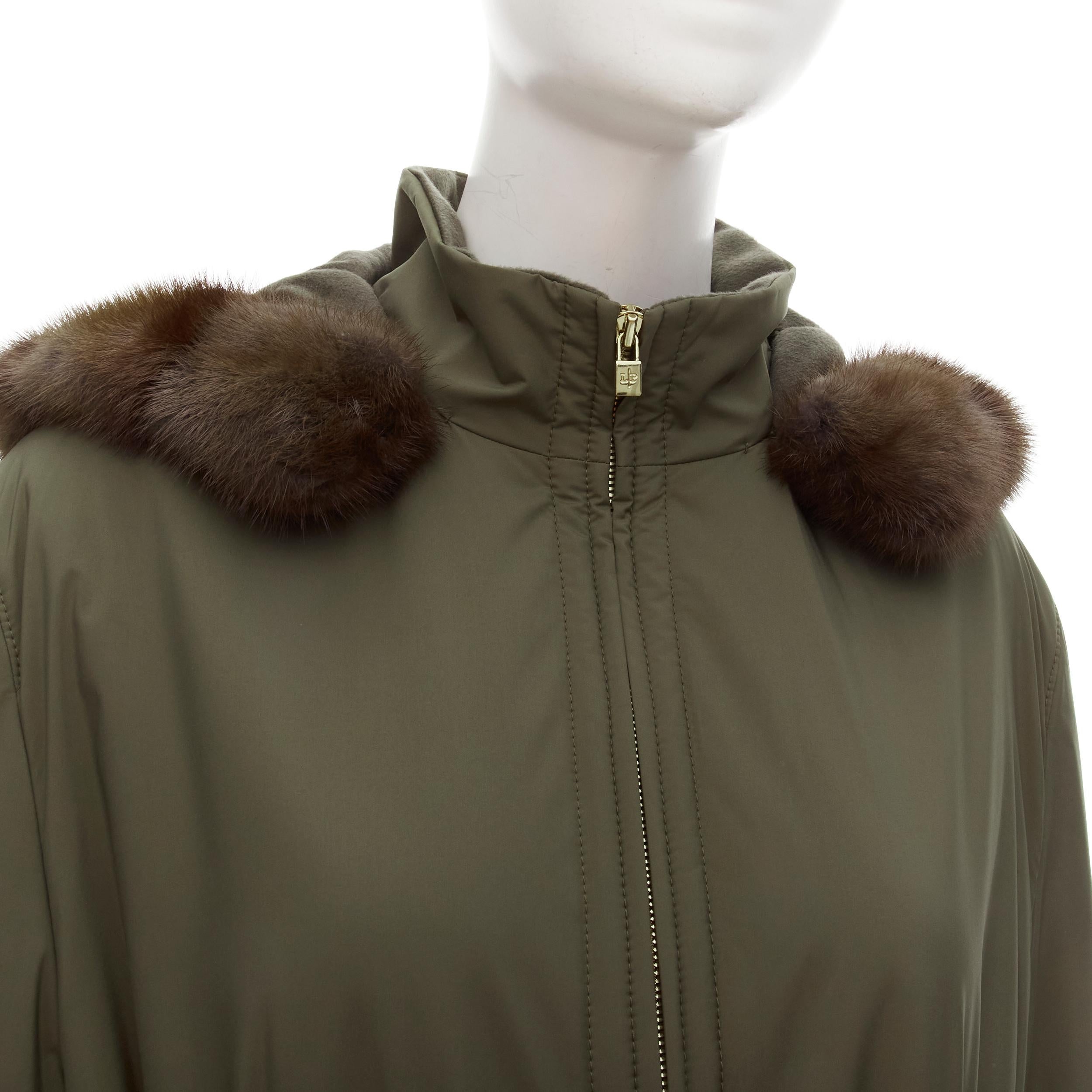 LORO PIANA navy green cashmere lined fur hood belted padded coat jacket IT42 S
Reference: TGAS/C01861
Brand: Loro Piana
Material: Polyester, Cashmere
Color: Green, Brown
Pattern: Solid
Closure: Zip
Lining: Green Cashmere
Extra Details: Cashmere