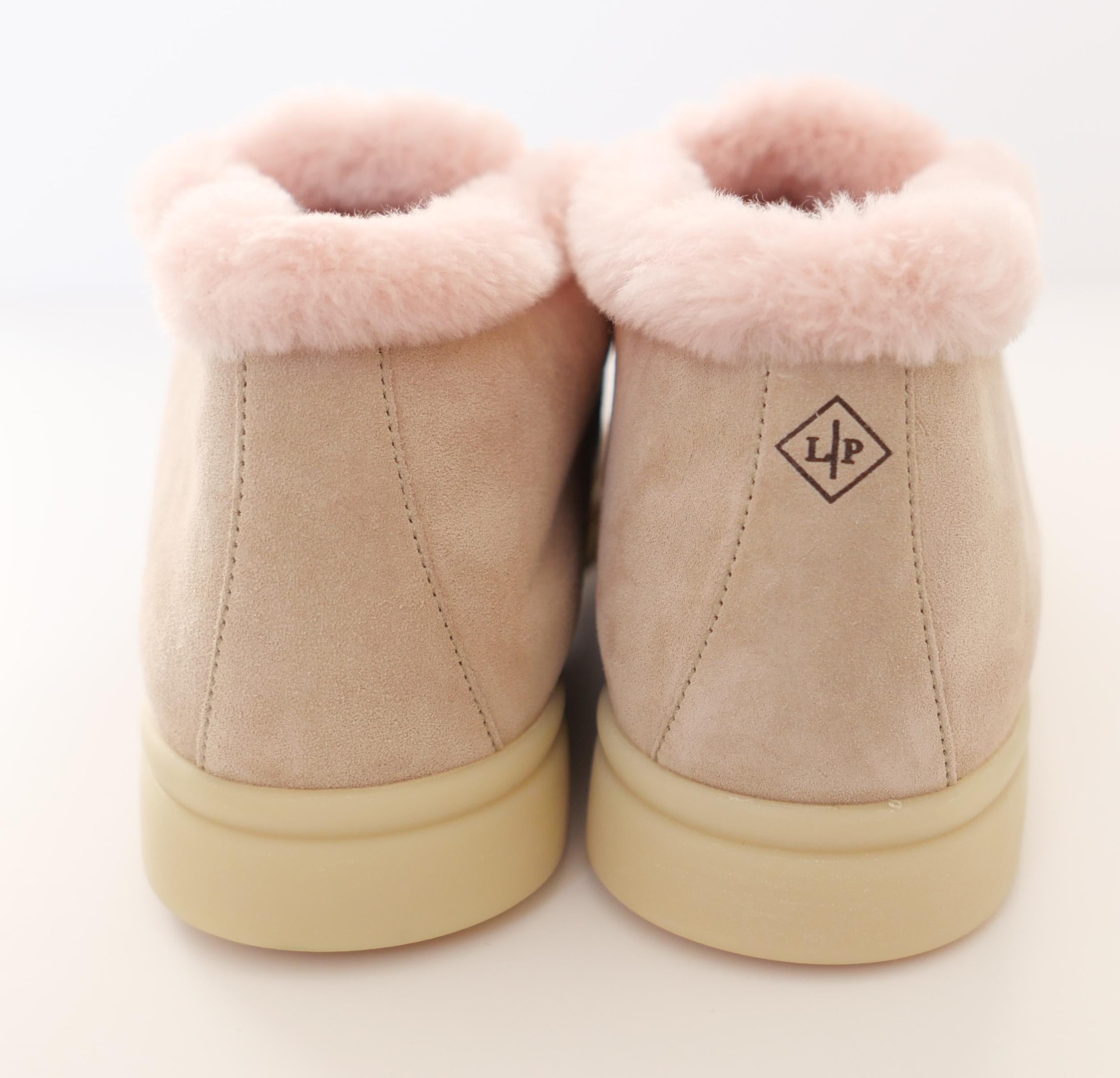 Beige Loro Piana Pale Pink Open Walk Fur Lined Ankle Boots en vente