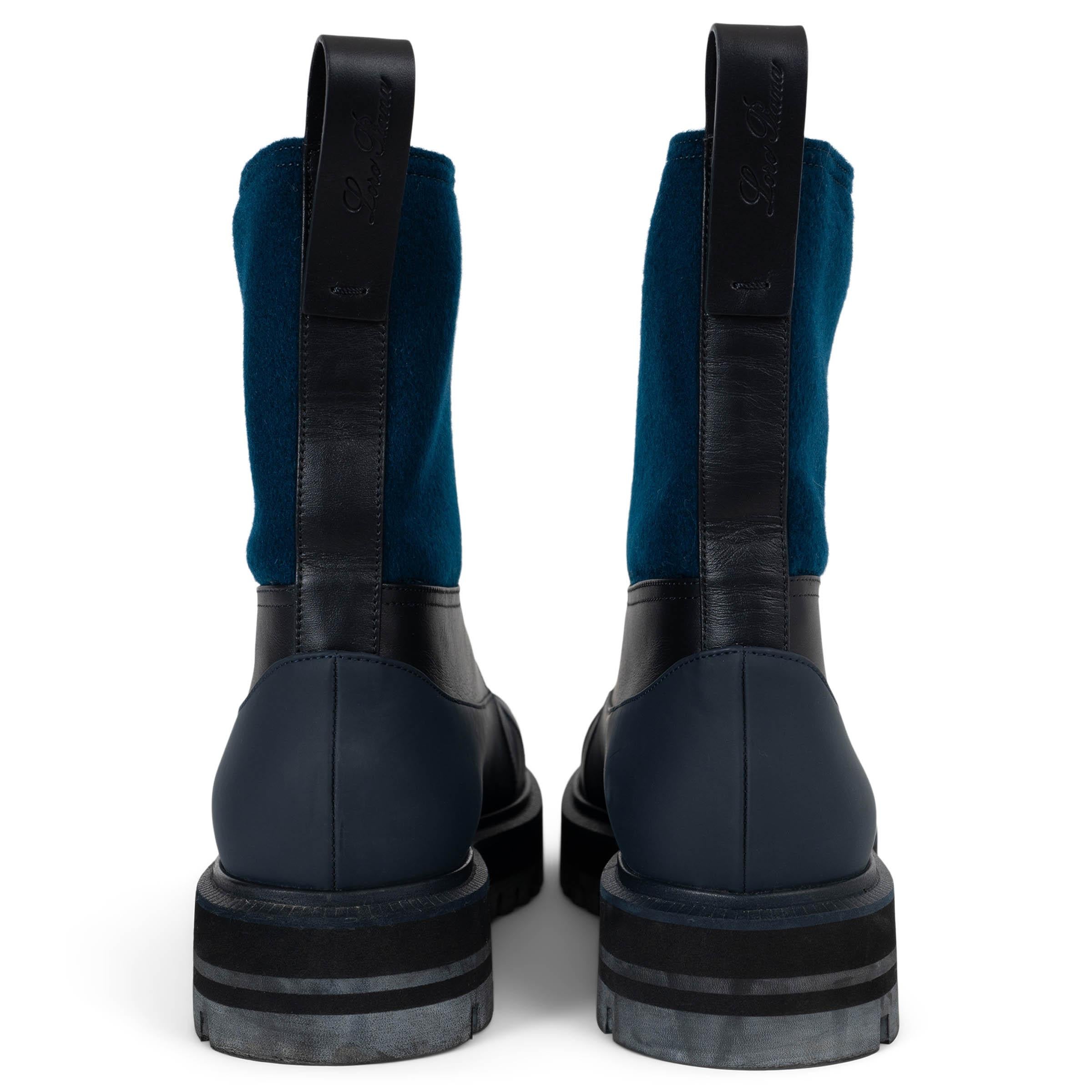 LORO PIANA Peacock Eye blue 2021 REGENT RAIN Boots Shoes 38.5 In Excellent Condition For Sale In Zürich, CH