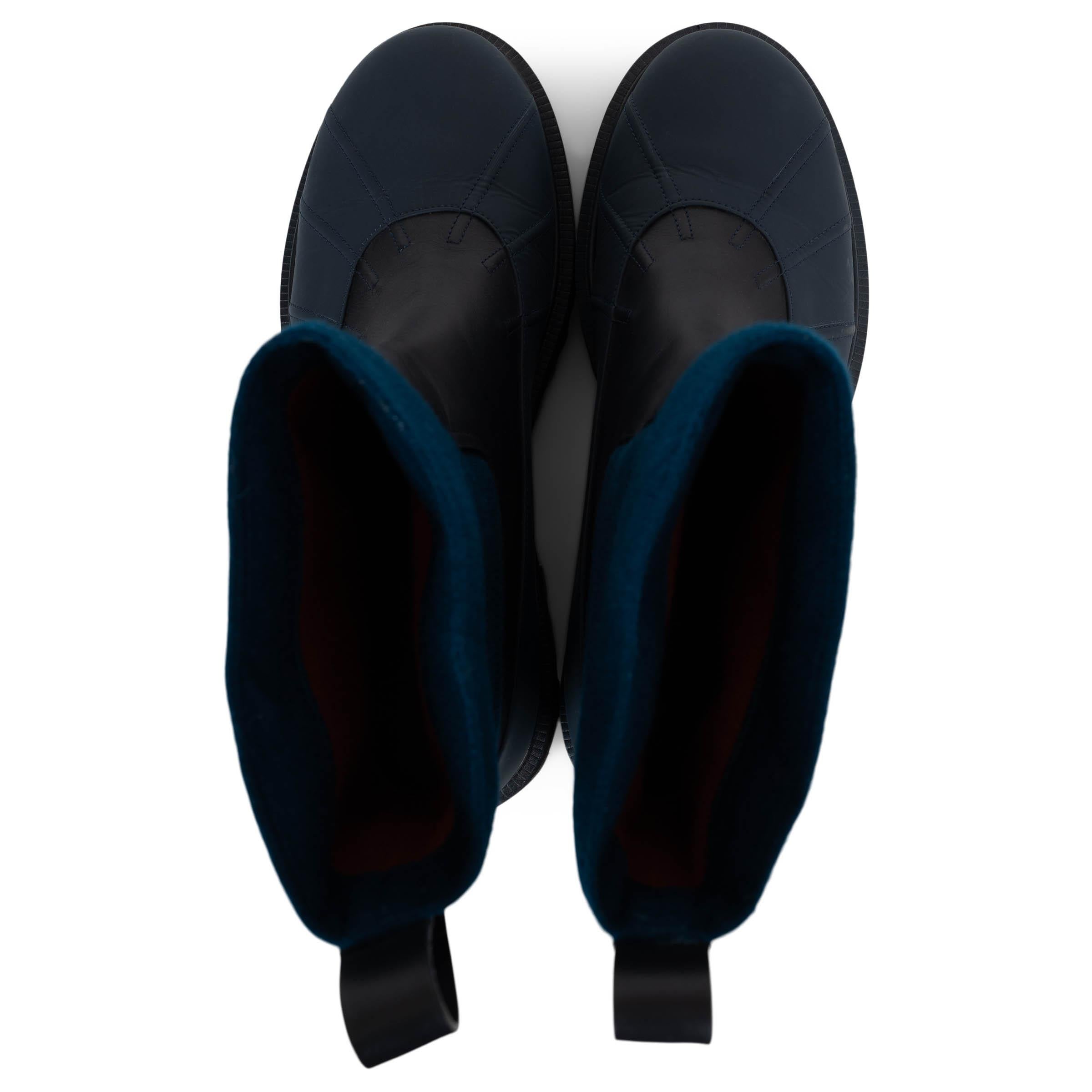 Women's LORO PIANA Peacock Eye blue 2021 REGENT RAIN Boots Shoes 38.5 For Sale