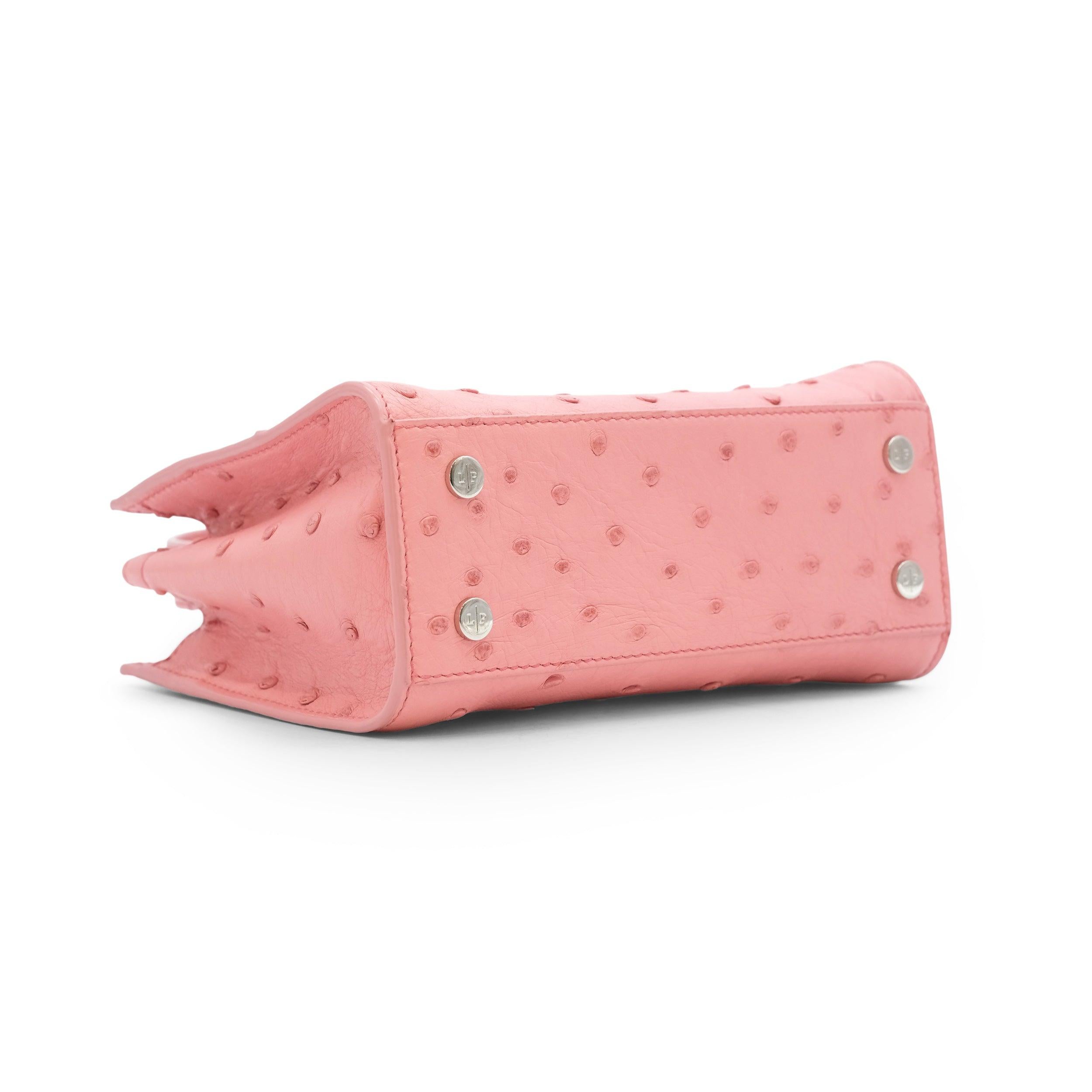 Loro Piana Pink Ostrich Cluisee Top Handle Bag - '20s In Excellent Condition In Milano, IT