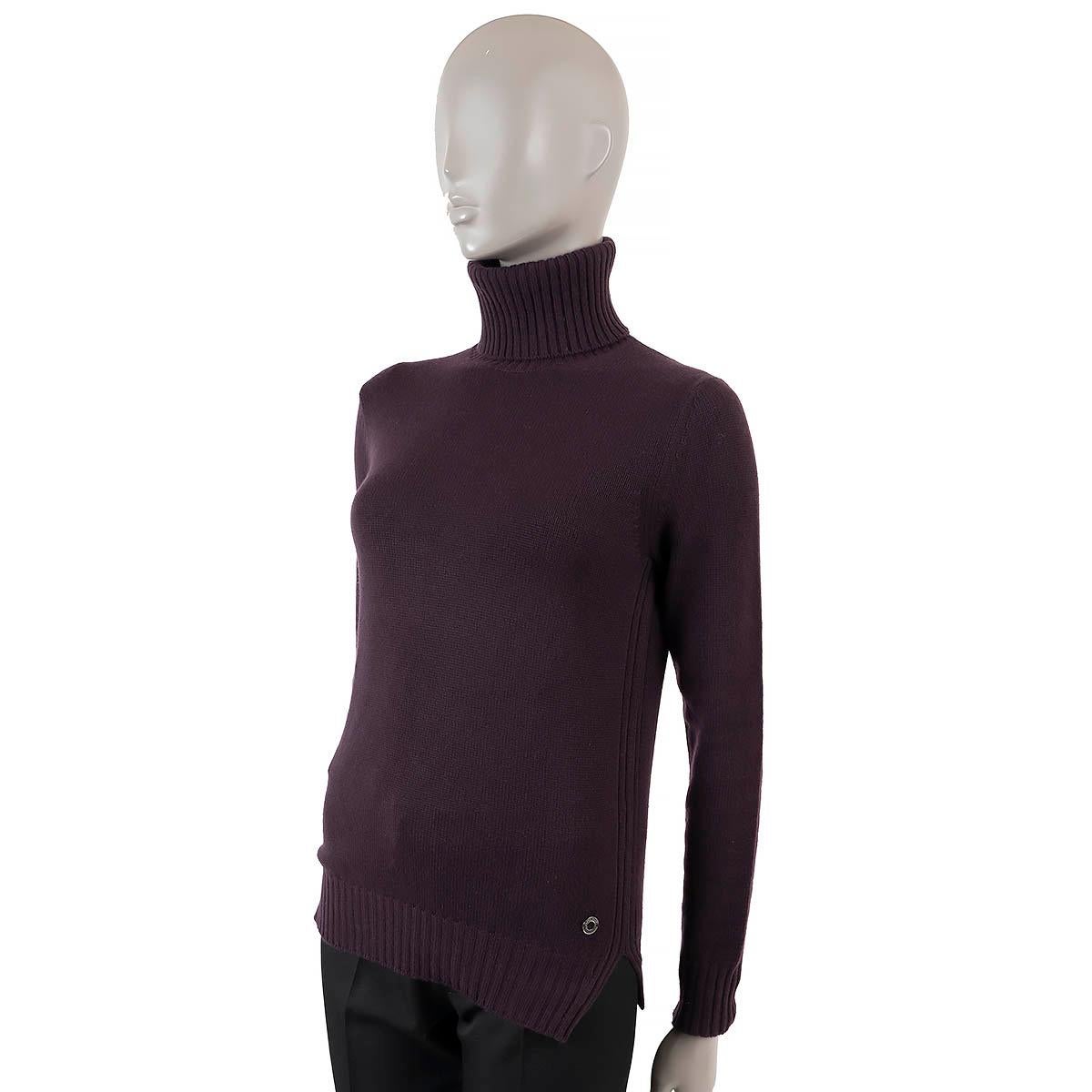 Women's LORO PIANA plum cashmere PARKSVILLE Turtleneck Sweater 40 S For Sale