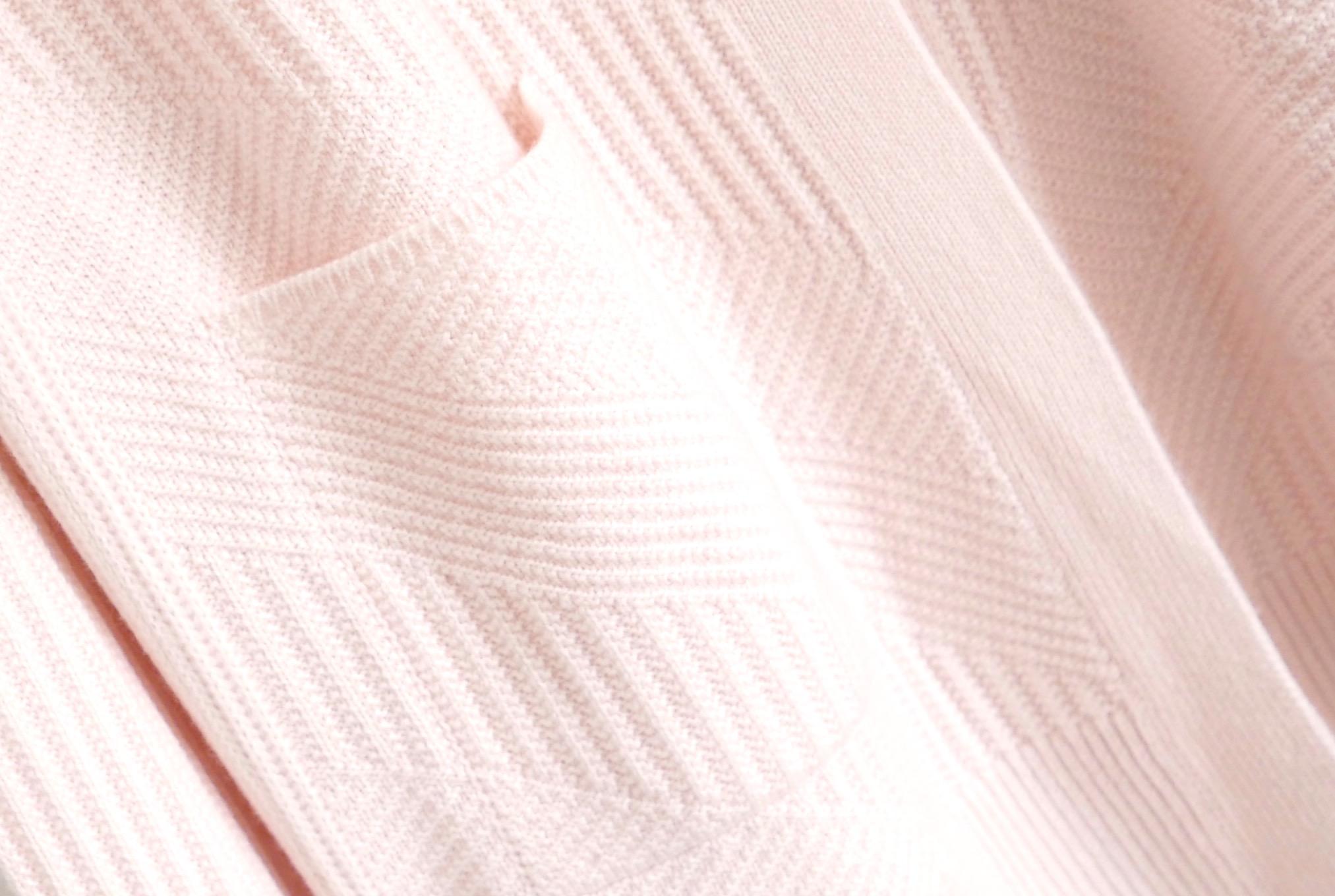 Gorgeous, super luxe Loro Piana Port Grimaud cardigan. Bought for £2250 and new with tag/spare button Made from incredibly soft pale pink baby cashmere with super tactile textured knit. It has a long, oversized cut with patch pockets, ribbed hem and